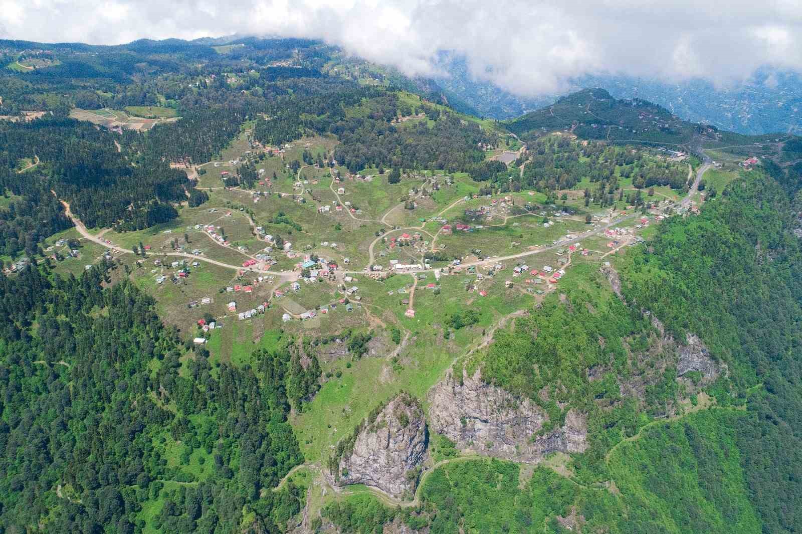 Akçaabat yaylaları ve tarihi yapıları ile turizmde adından söz ettiriyor
