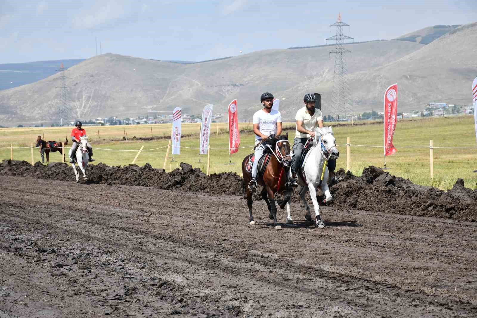 Ardahan’da Rahvan Atları Yarışları’nda final heyecanı
