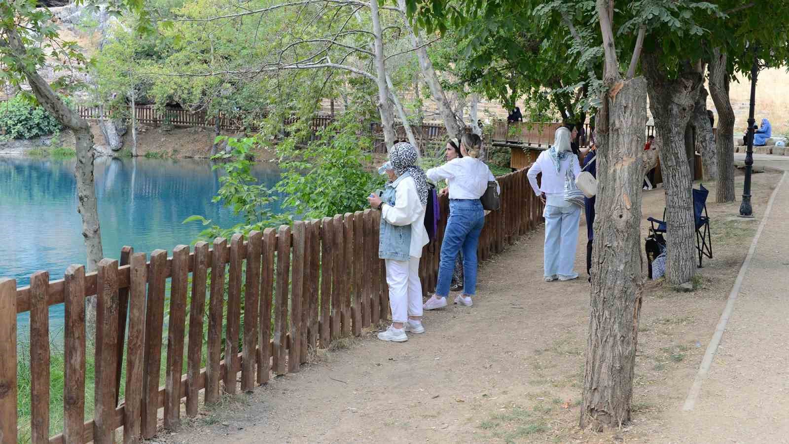 Kadınlar, Büyükşehir’le şehrin doğal güzelliklerini görme fırsatı buldu
