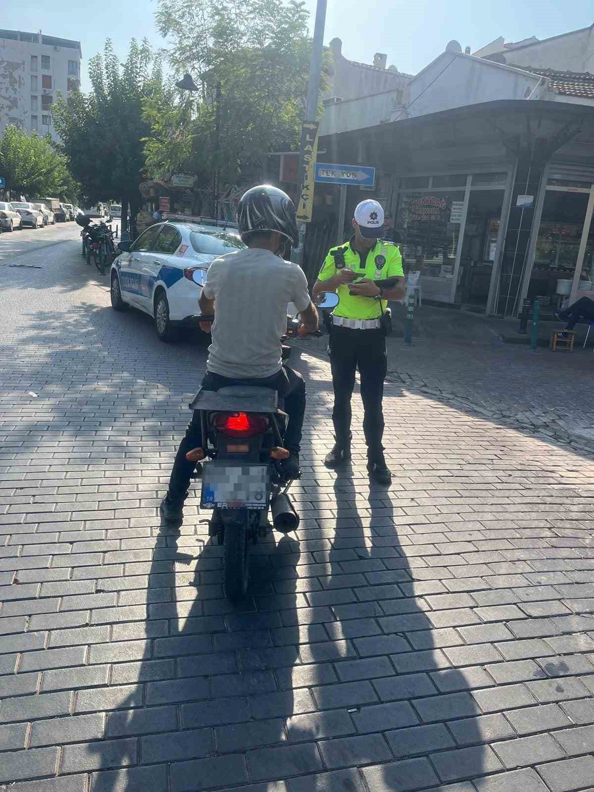 Manisa’da 55 motosiklet trafikten men edildi
