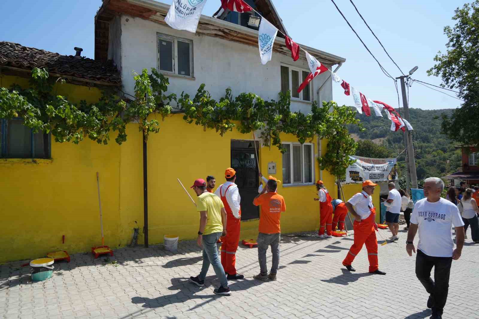 Nilüfer’de ’Örnekköy Projesi’nin ilk durağı Ayvaköy oldu
