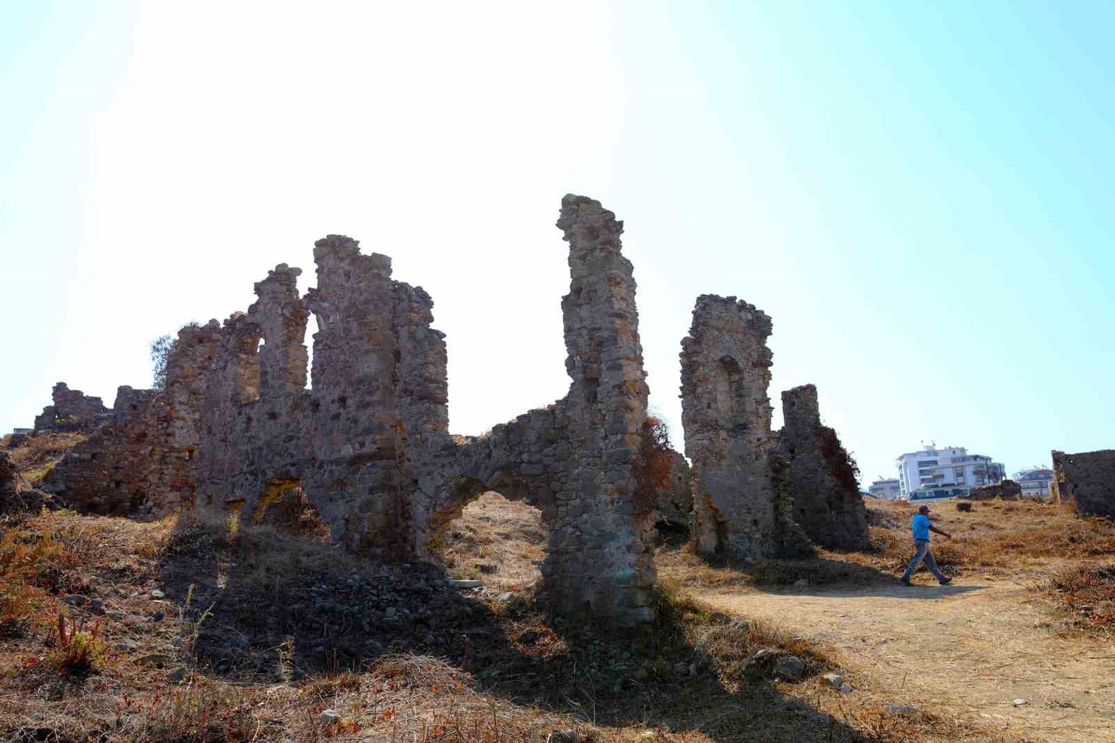 Naula Antik Kenti turizme kazandırılıyor
