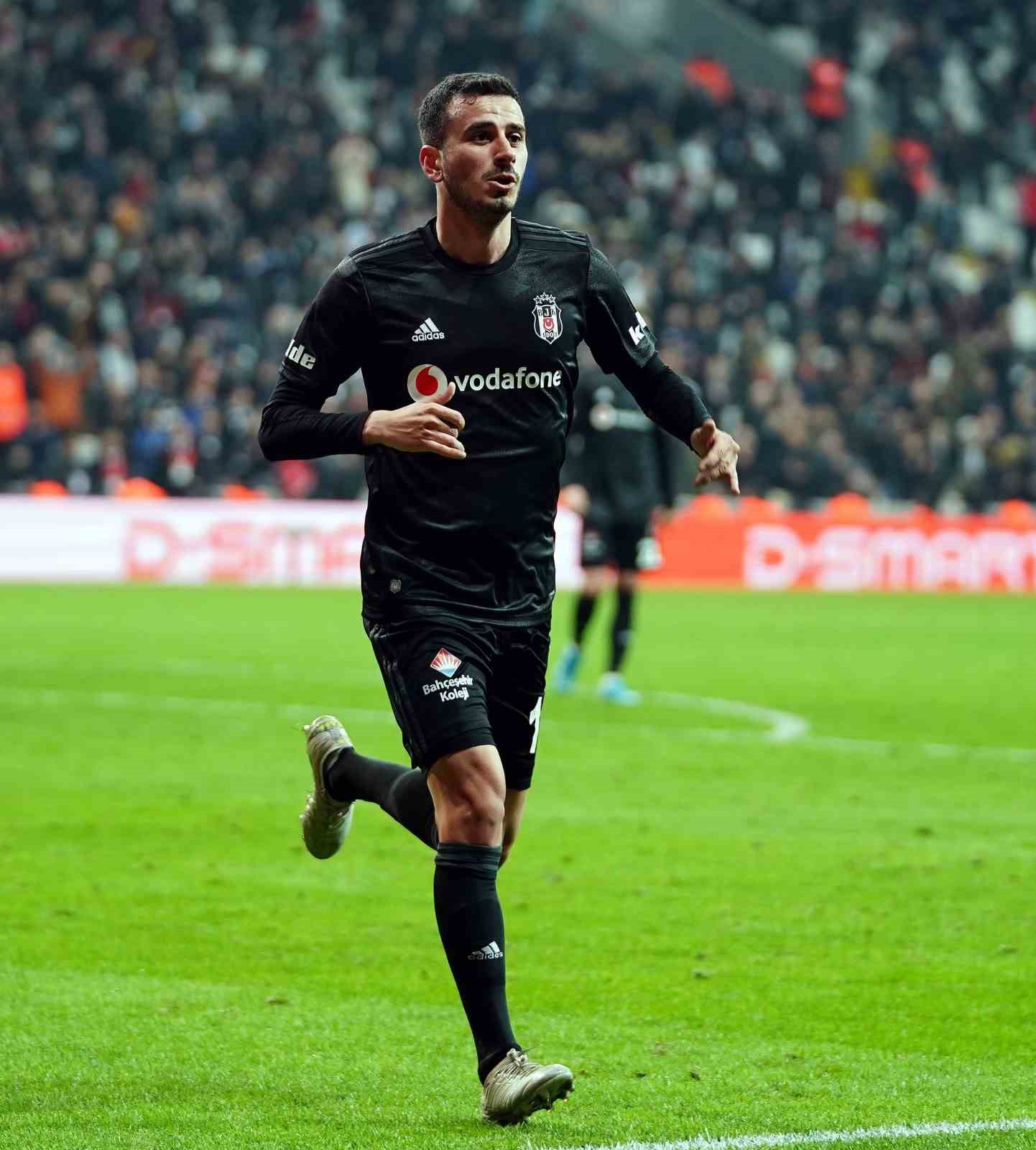 Oğuzhan Özyakup, futbolu bırakma kararı aldı
