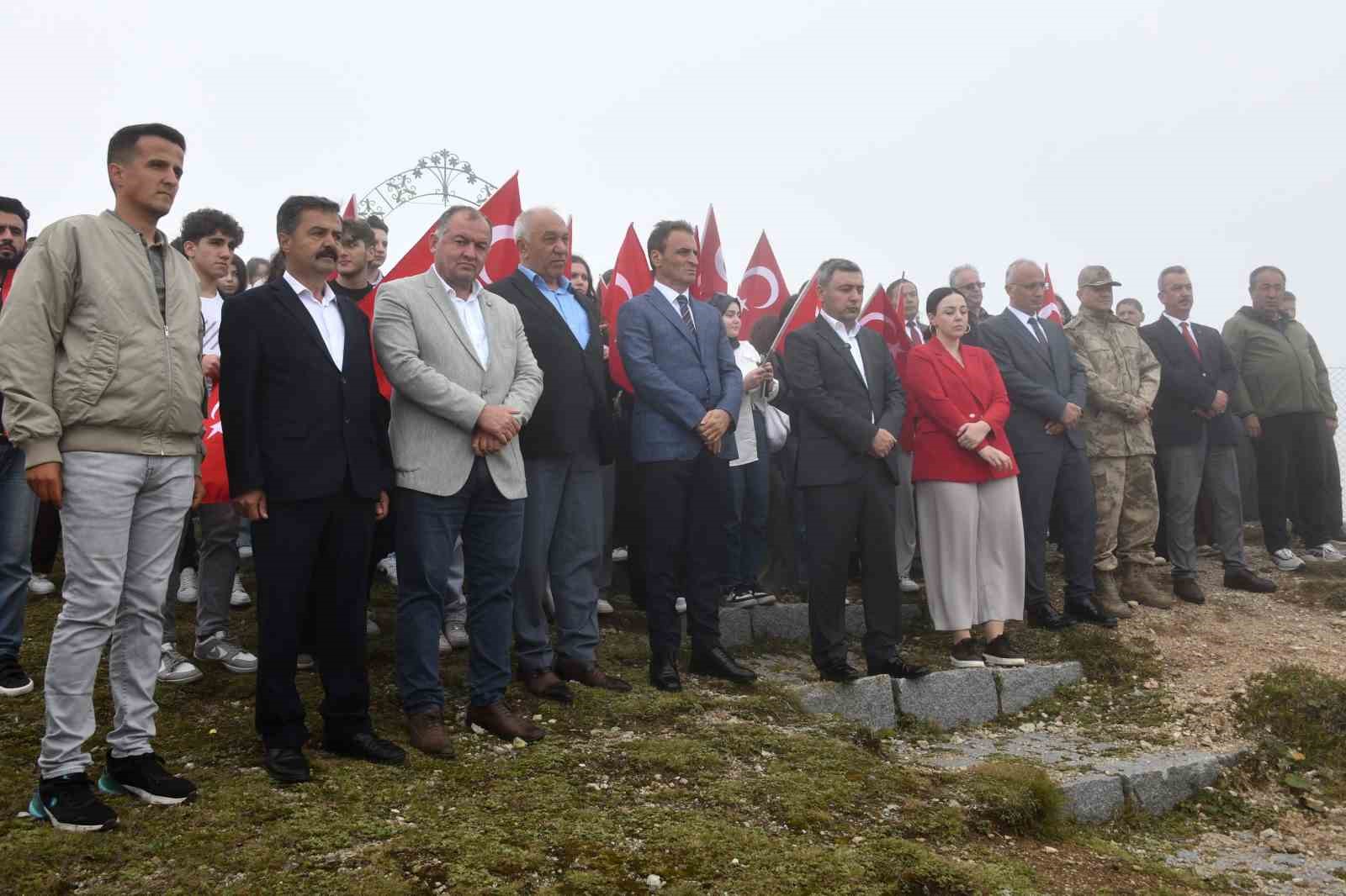 Gümüşhane’de gençler tarihi yerinde öğreniyor
