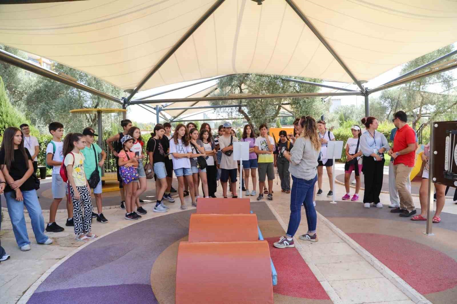 Efeler Belediyesi Bilim Parkı üstün yetenekli öğrencileri ağırladı
