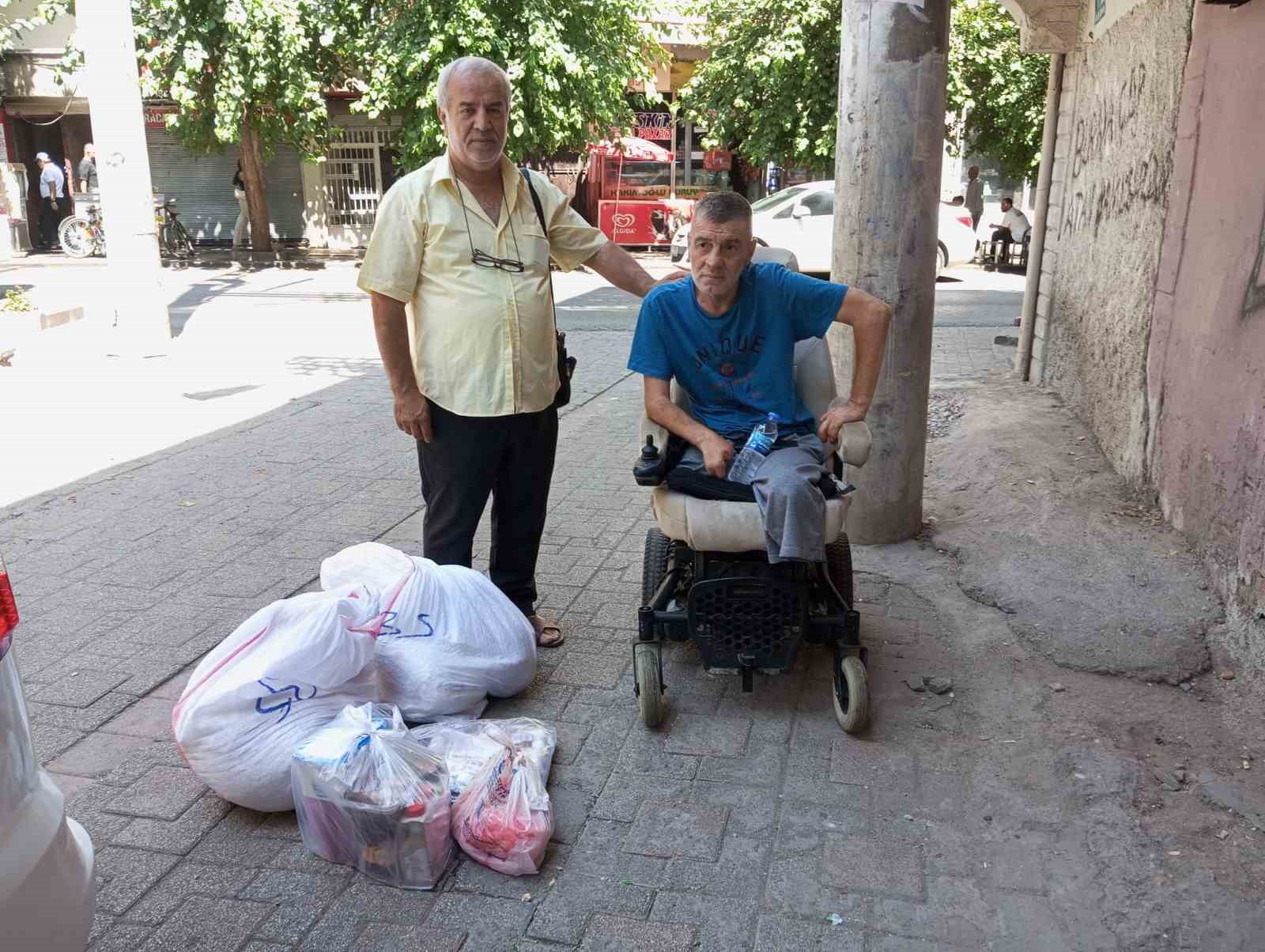 Diyarbakır’da hayırseverlerin desteğiyle ihtiyaç sahiplerine yardım ulaştırıldı
