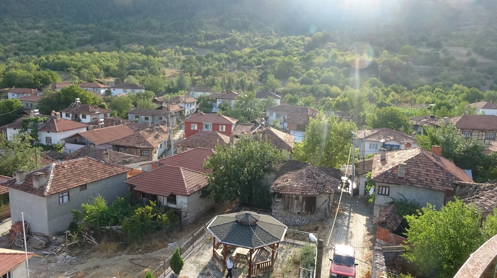 Tavşanlı’dan köy köy dolaşan ekip, kültürel mirası tanıtıyor
