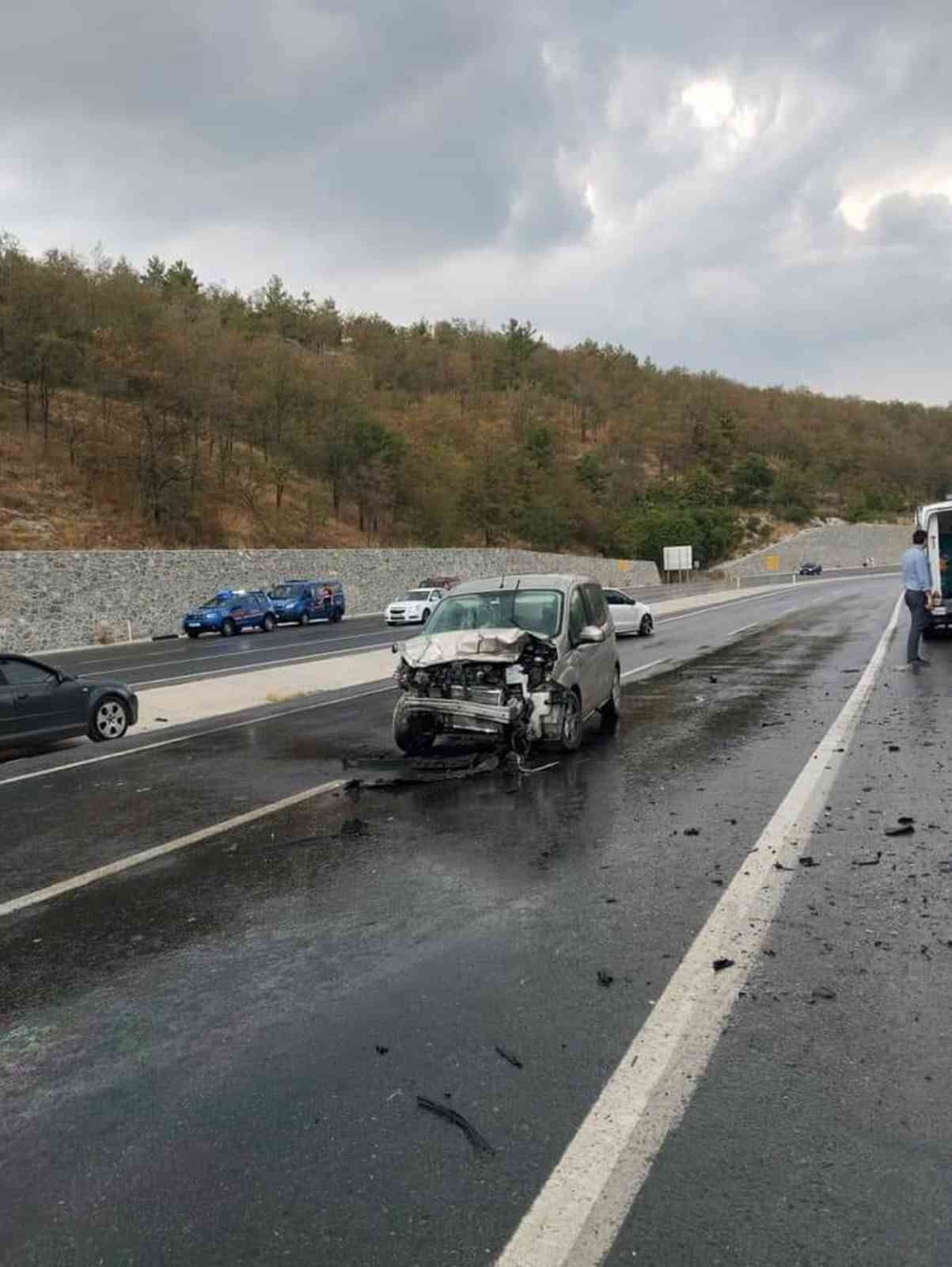 Yatağan-Milas karayolunda kaza: 1 ölü 4 yaralı
