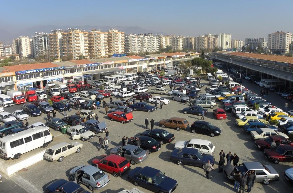 Başkan Özmeriç’ten oto alım satım işi yapan esnafa uyarı
