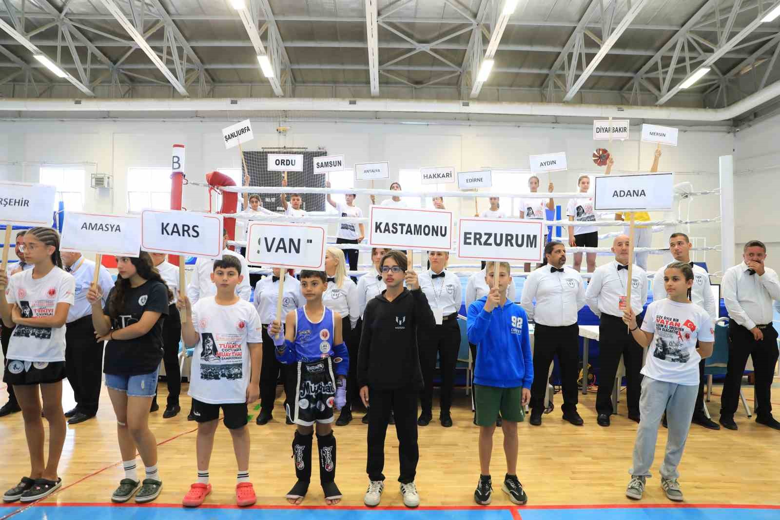 Çocuklar Muaythai Türkiye Şampiyonası Bitlis’te düzenlendi
