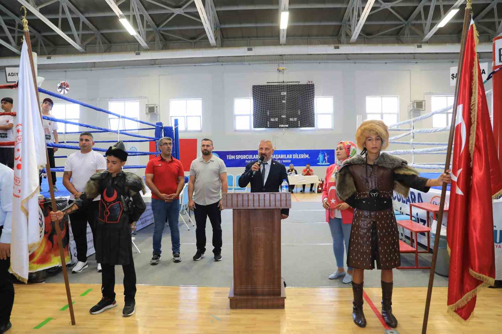 Çocuklar Muaythai Türkiye Şampiyonası Bitlis’te düzenlendi
