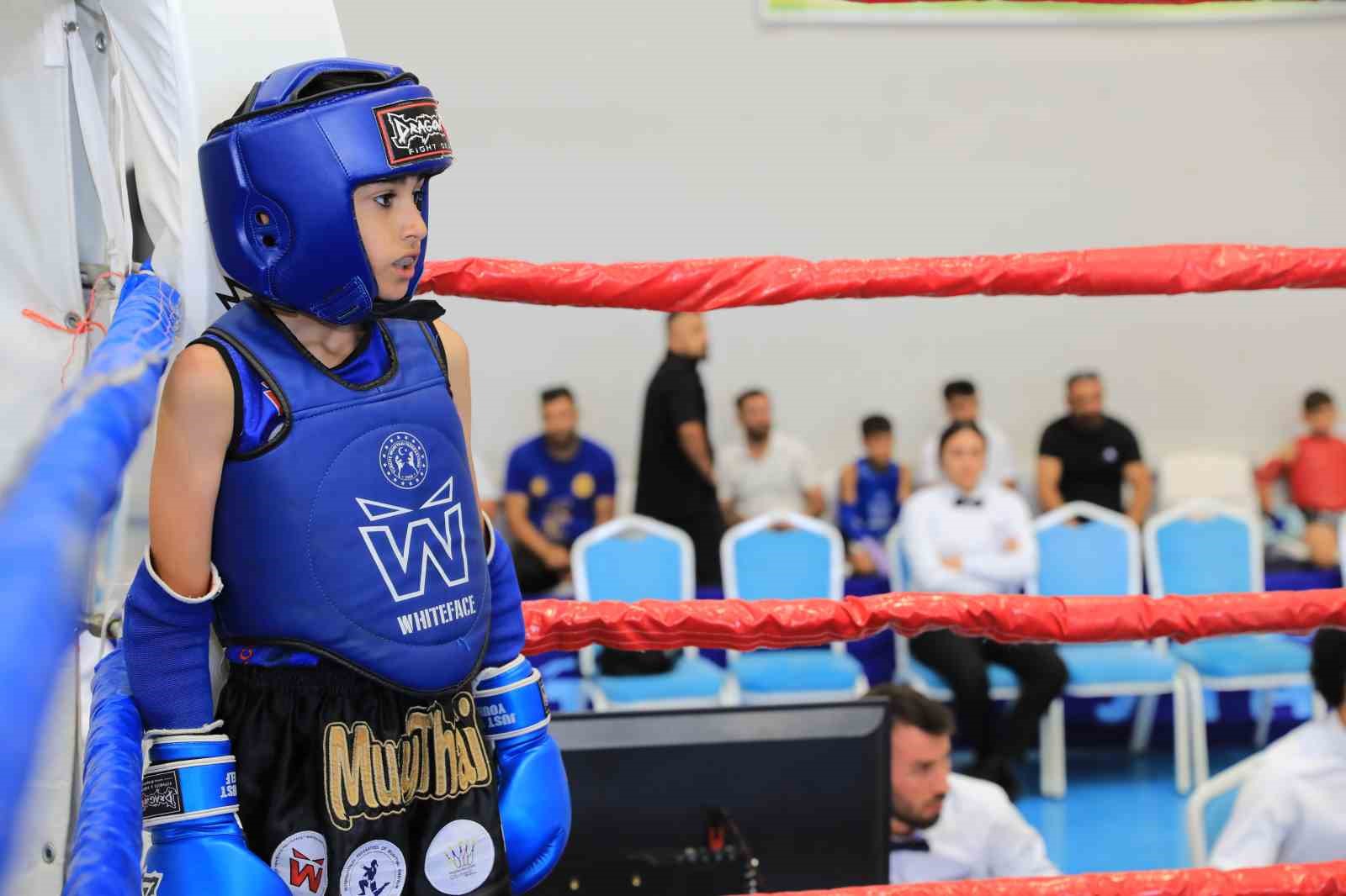 Çocuklar Muaythai Türkiye Şampiyonası Bitlis’te düzenlendi
