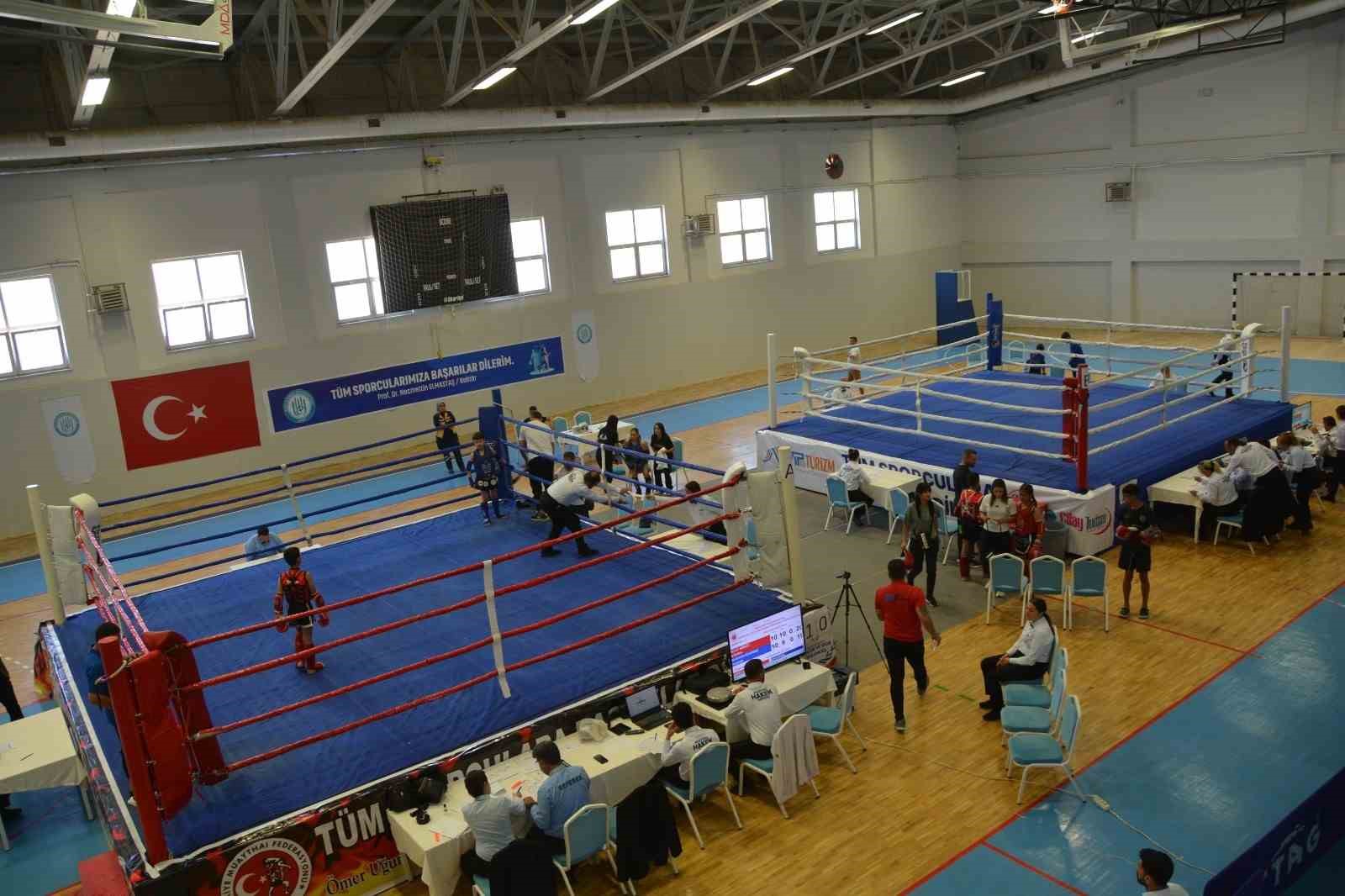 Çocuklar Muaythai Türkiye Şampiyonası Bitlis’te düzenlendi
