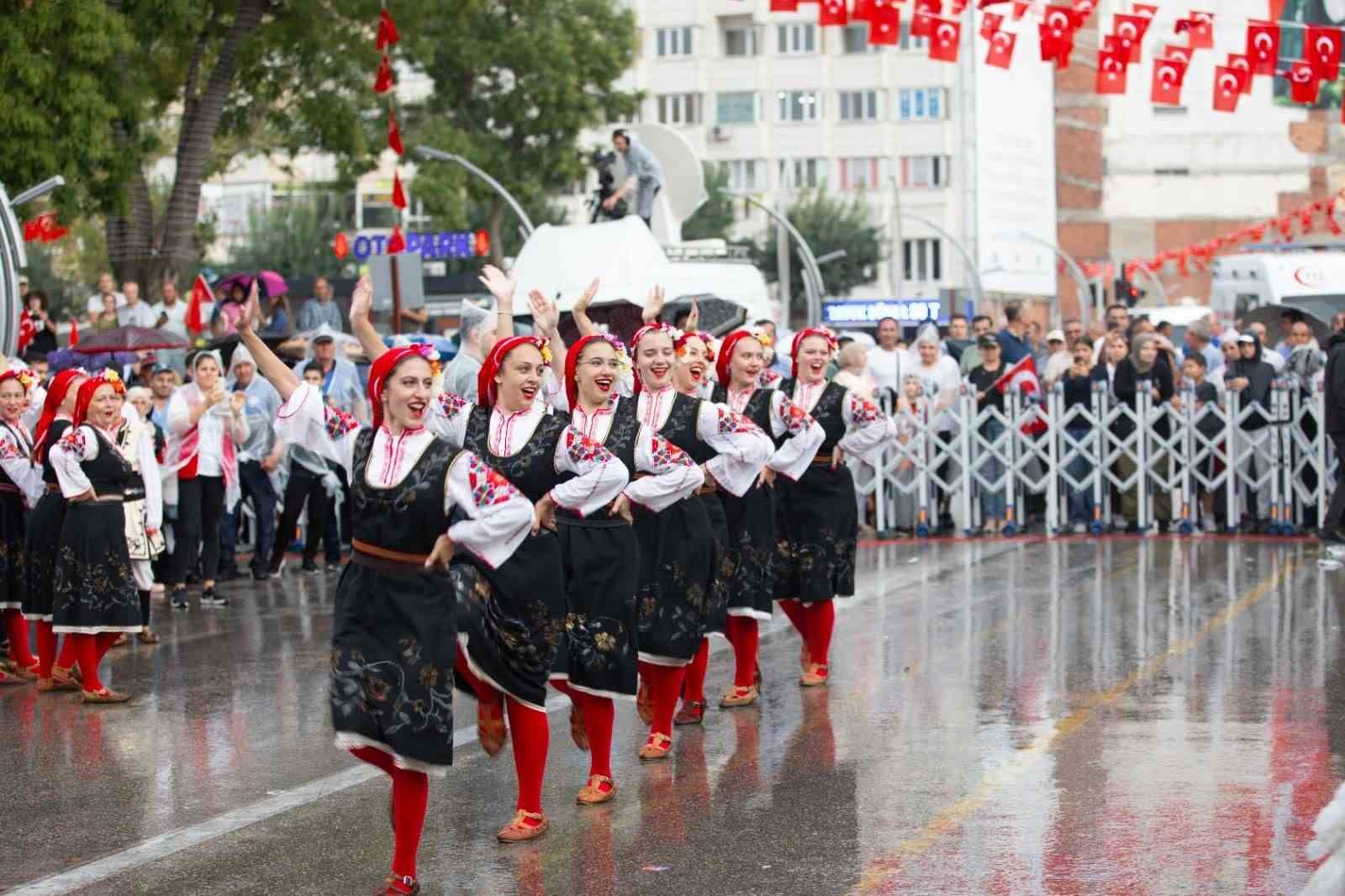 Afyonkarahisar’ın düşman işgalinden kurtuluşunun 102. yılı kutlandı
