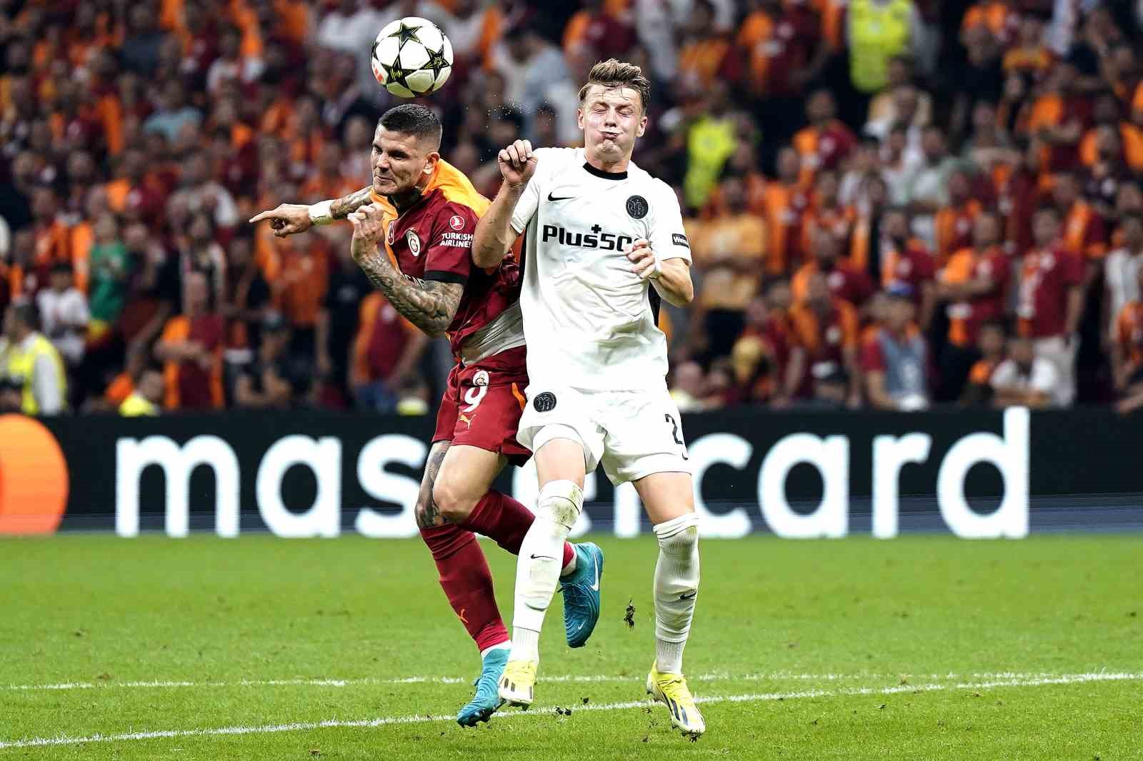 UEFA Şampiyonlar Ligi: Galatasaray: 0 - Young Boys: 0 (İlk yarı)
