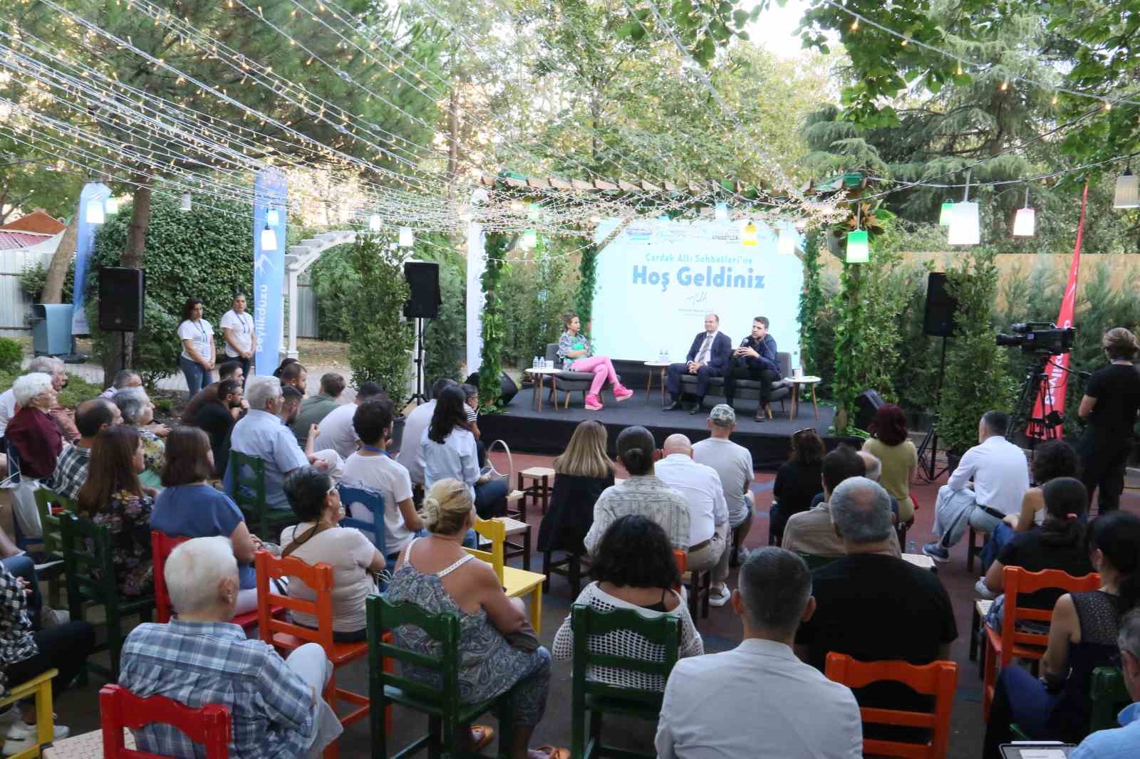 Beylikdüzü’nde 11’inci Barış ve Sevgi festivali renkli görüntülere sahne oldu
