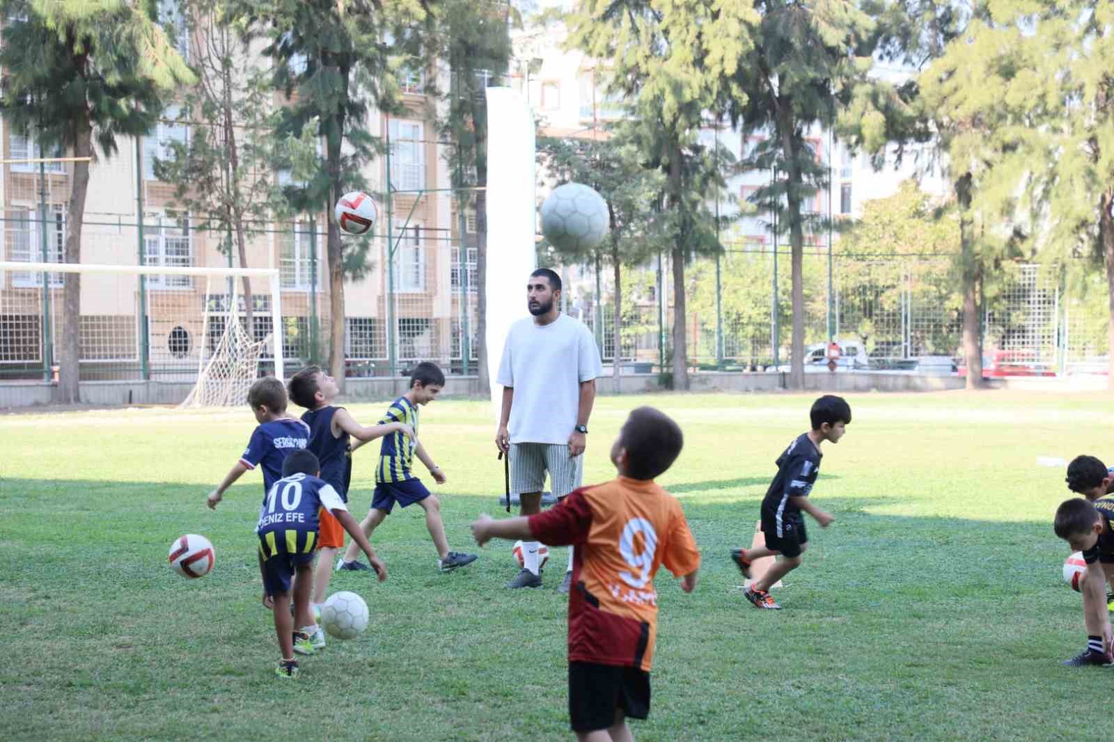 Geleceğin sporcuları Aydın Büyükşehir Belediyesi’nin yaz kurslarında yetişiyor
