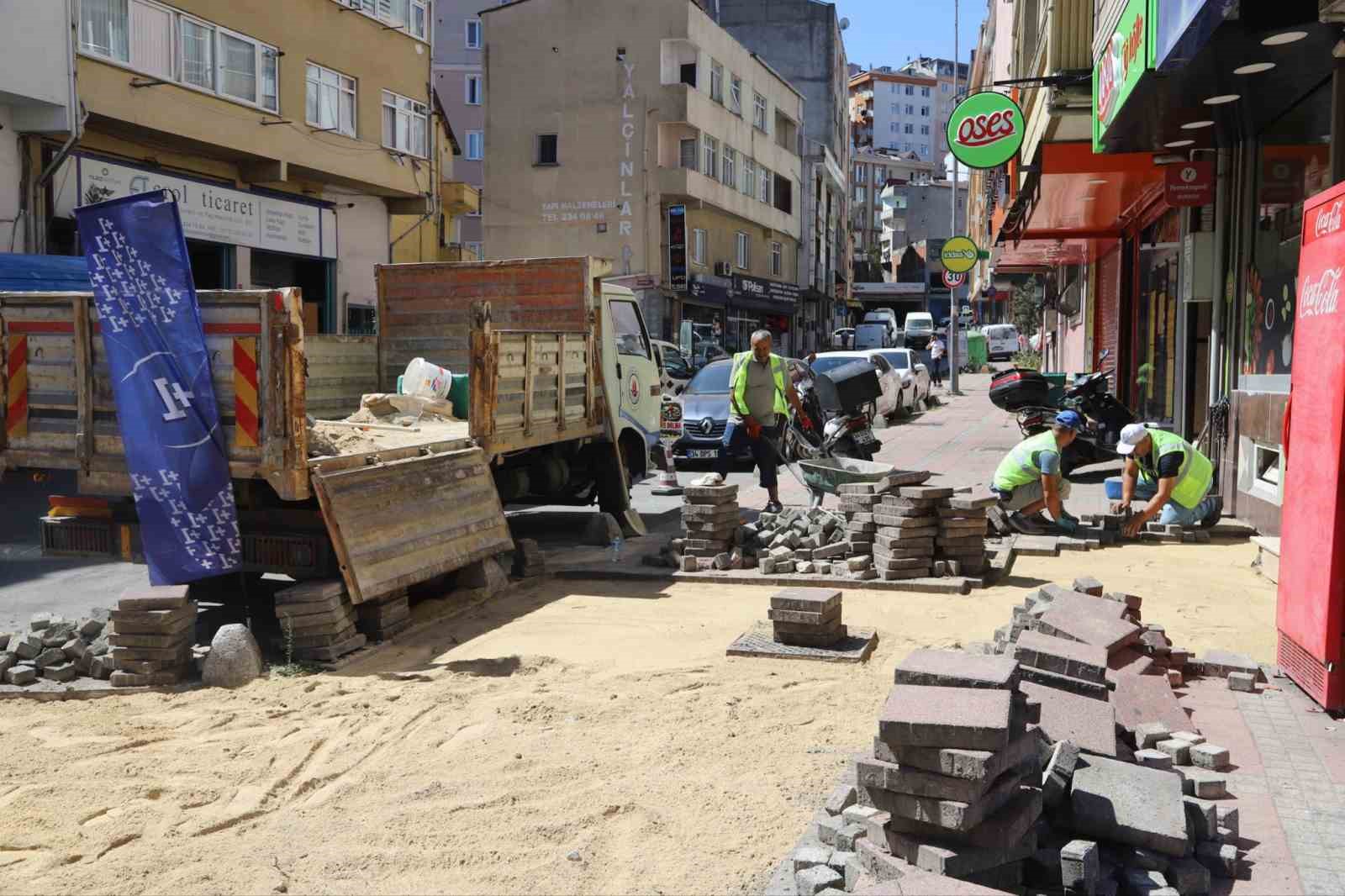 Kağıthane’nin sokakları ve caddeleri yenileniyor
