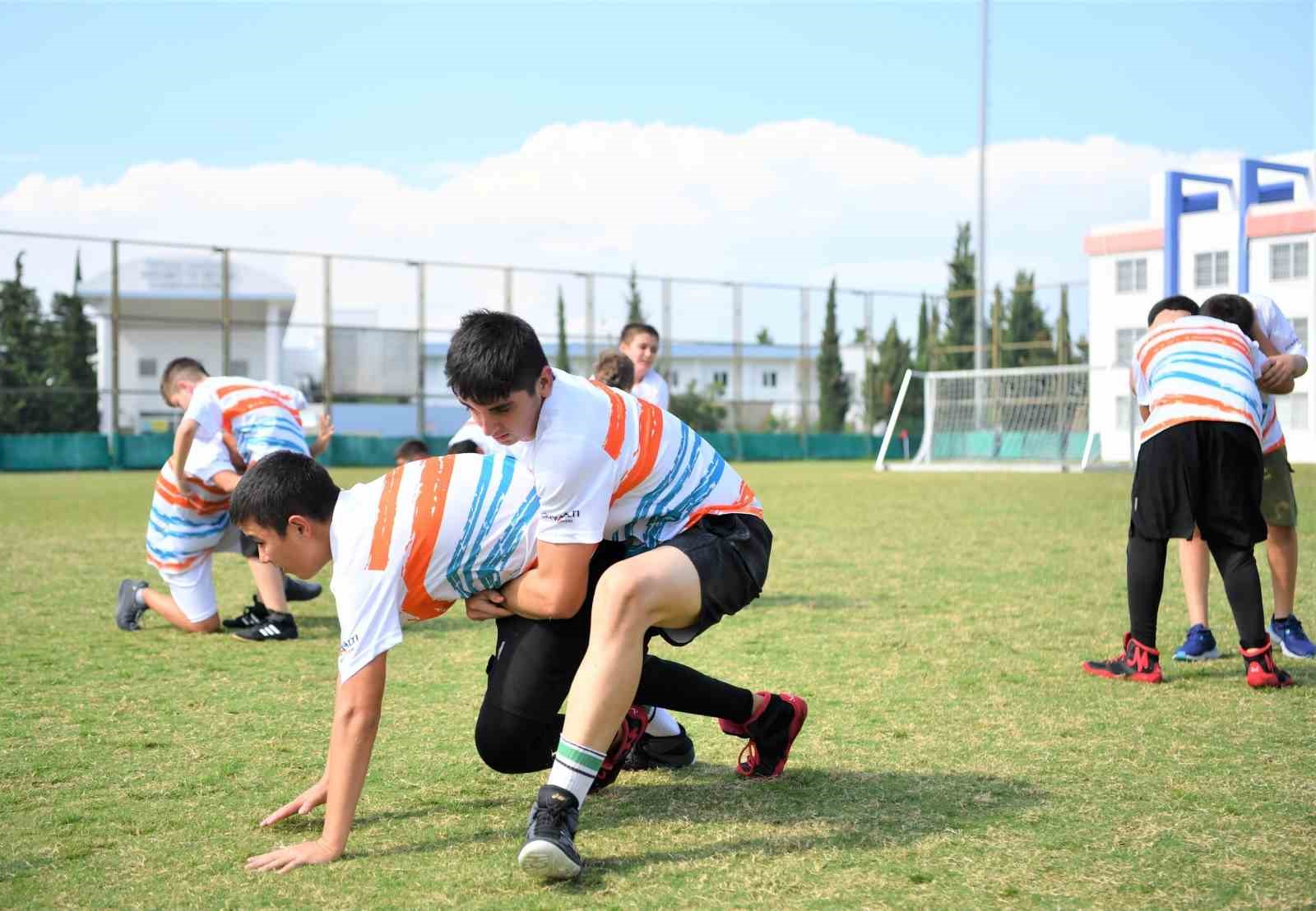 Geleceğin başpehlivanları bu kursta yetişiyor
