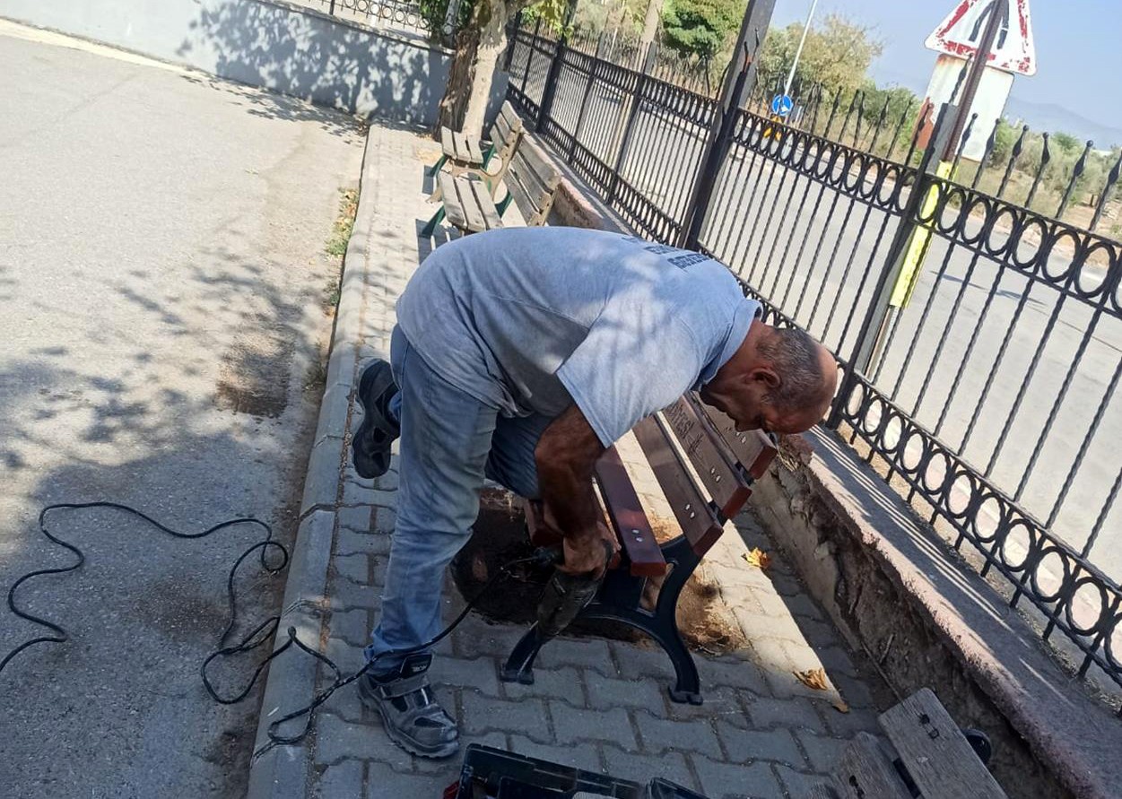 Şehzadeler Belediyesi’nden 67 mahallede yoğun çalışma
