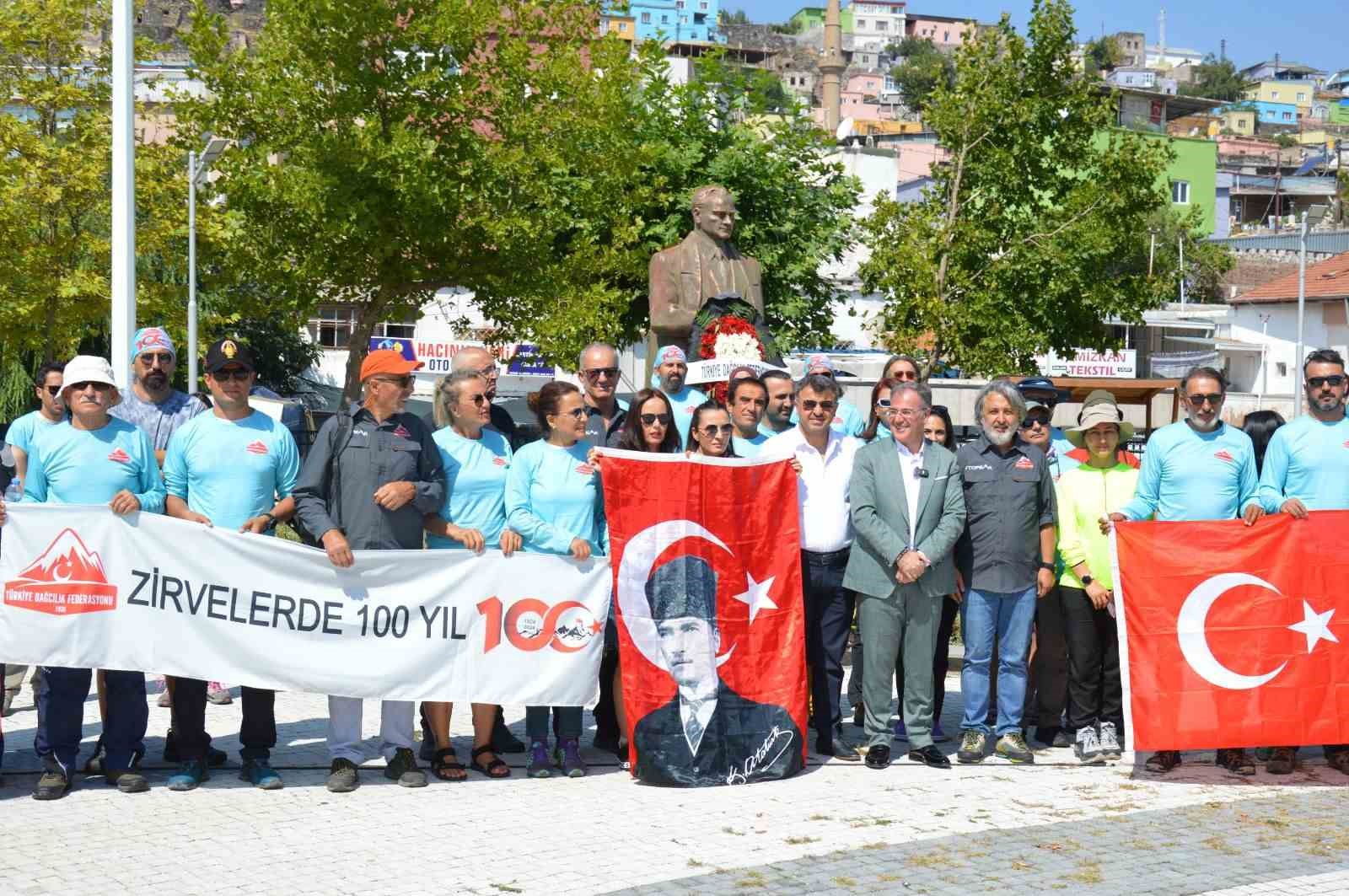 Hacılar; Türk dağcılığının ilk zirve etkinliklerine ev sahipliği yaptı
