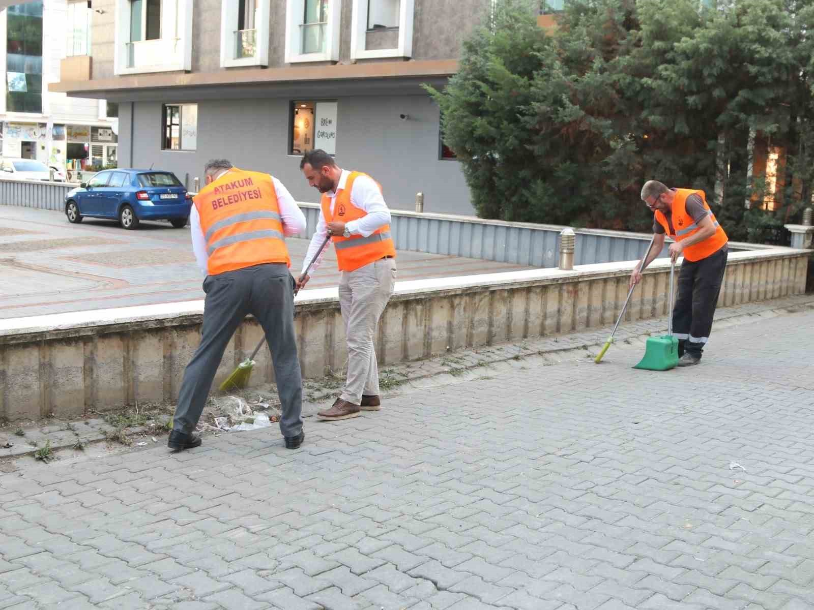 Atakum Belediye personeli daha temiz Atakum için sahada
