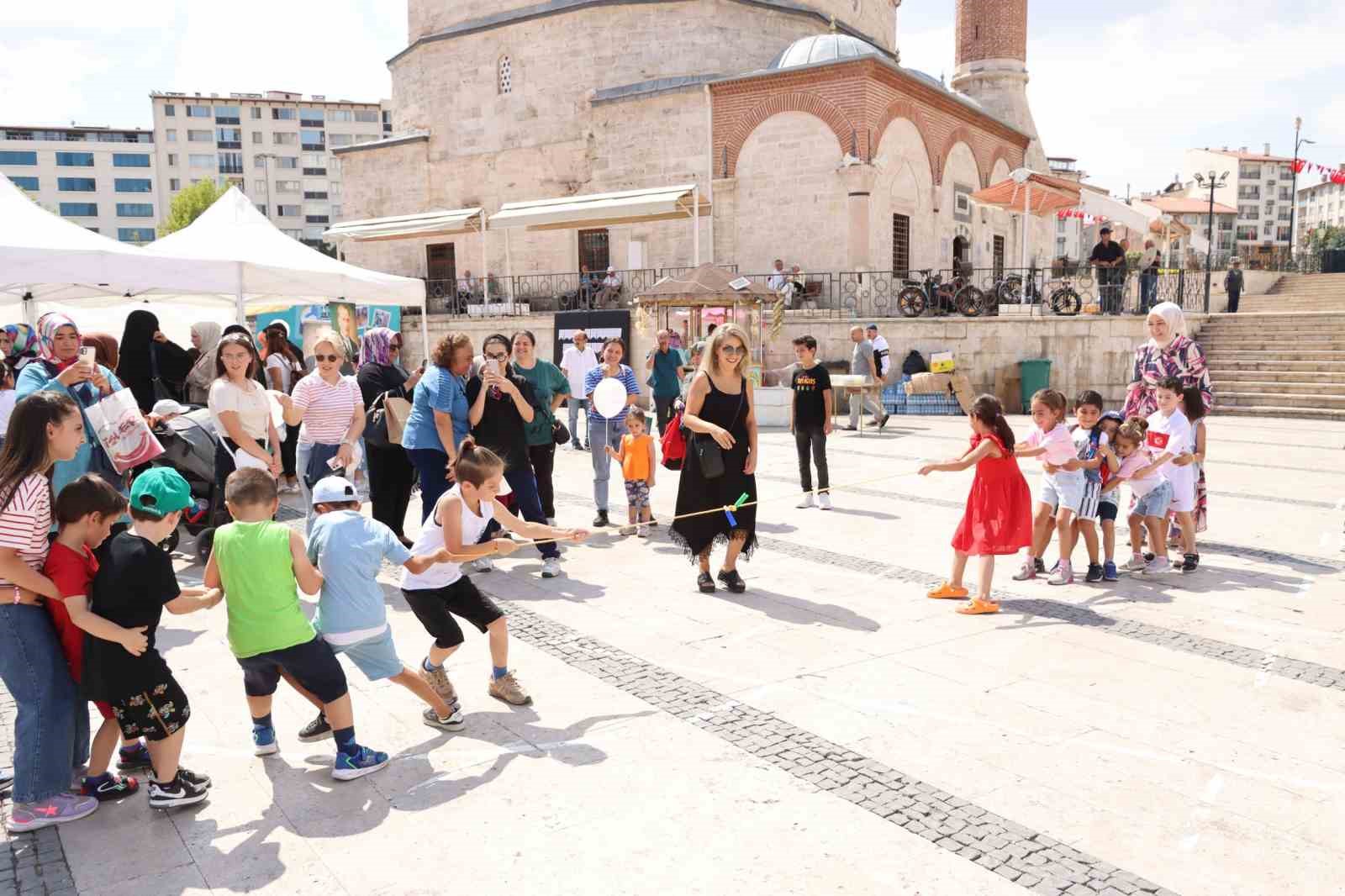 Sivas’ta okul öncesi eğitim şenliği
