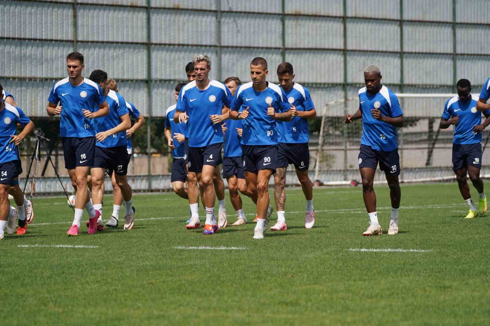 Çaykur Rizespor, Kasımpaşa maçına hazırlanıyor
