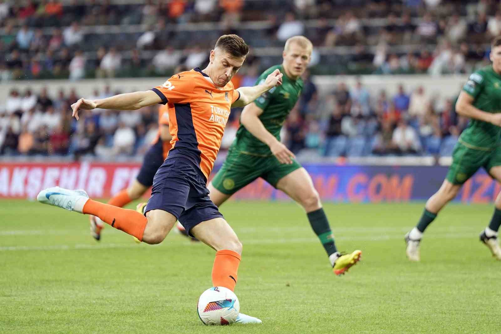 UEFA Konferans Ligi: RAMS Başakşehir: 0 - St. Patrick’s Athletic: 0 (Maç devam ediyor)
