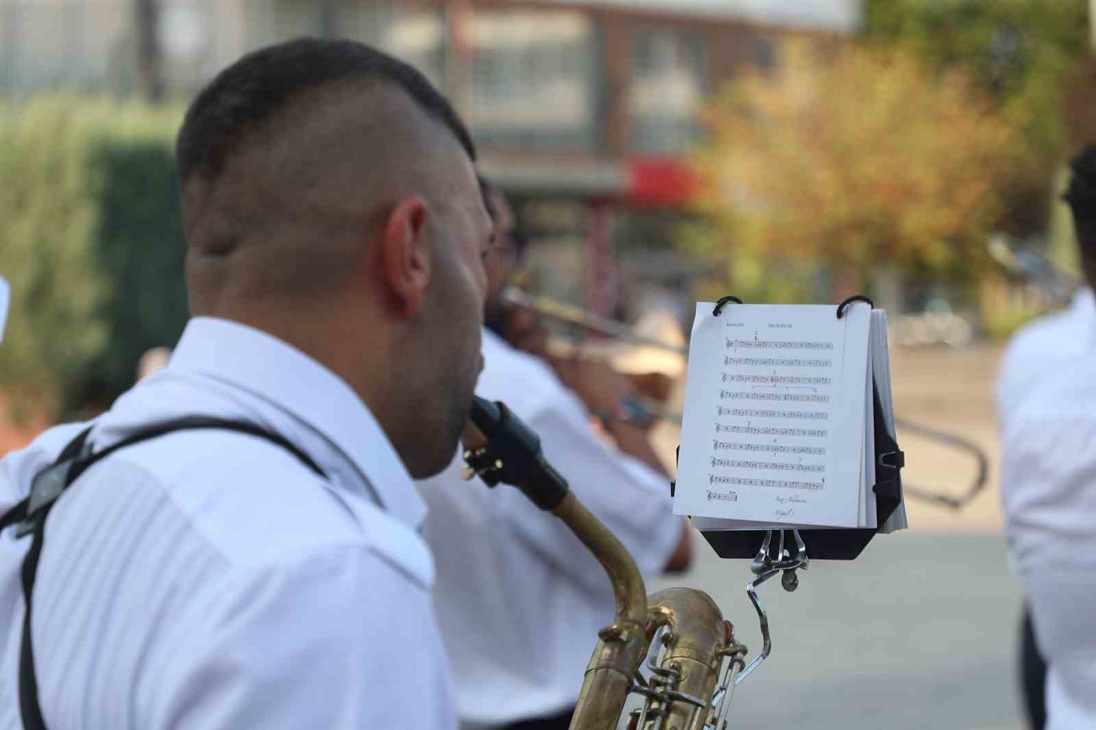 Kent Orkestrası Erenler’de sanat ve müzikseverlerle buluşacak
