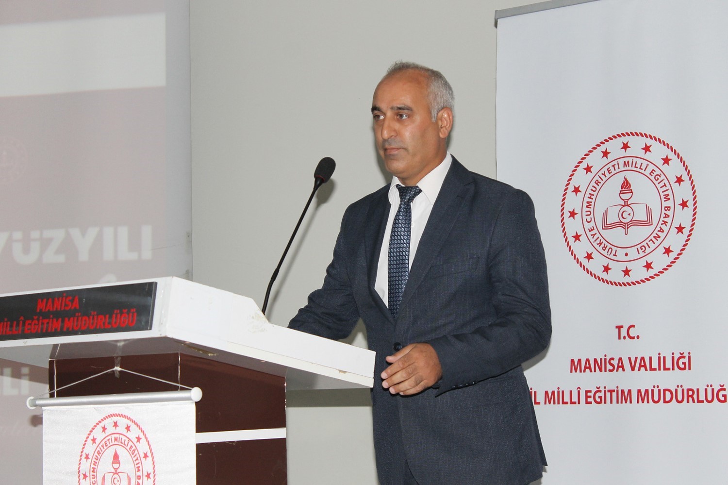 İl Milli Eğitim Müdürü Uğurelli’den eğitim yöneticilerine ’Maarif Modeli’ sunumu
