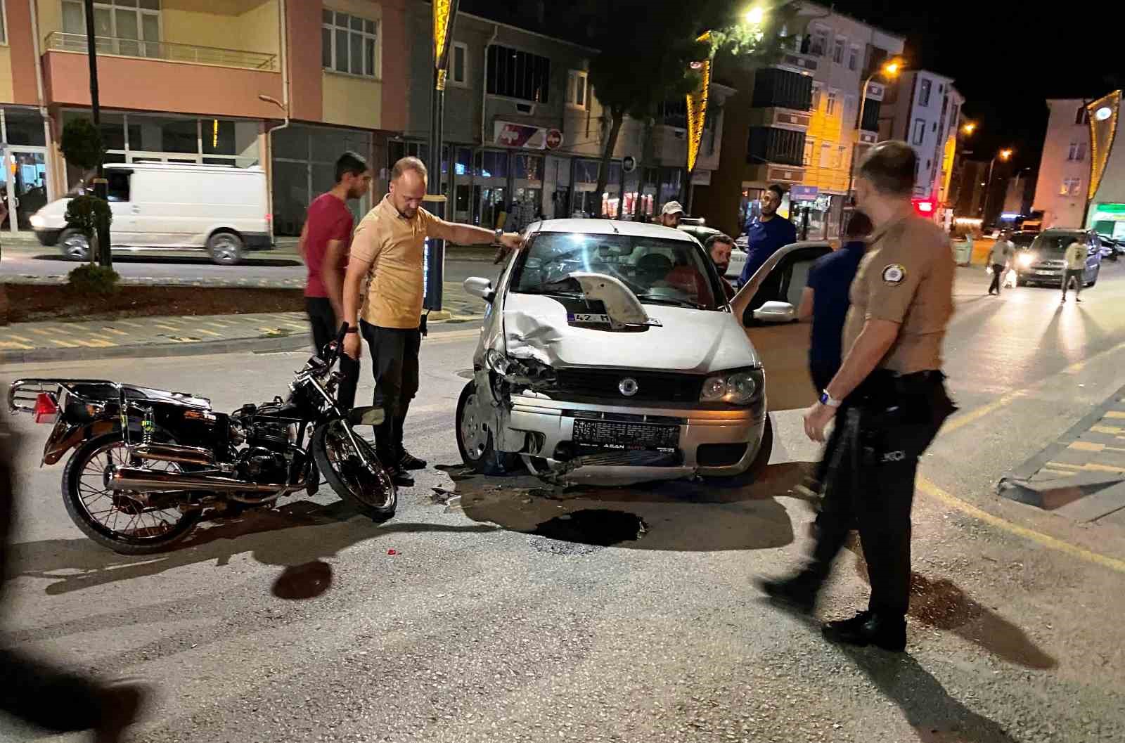 Konya’da otomobil ile motosiklet çarpıştı: 2 yaralı
