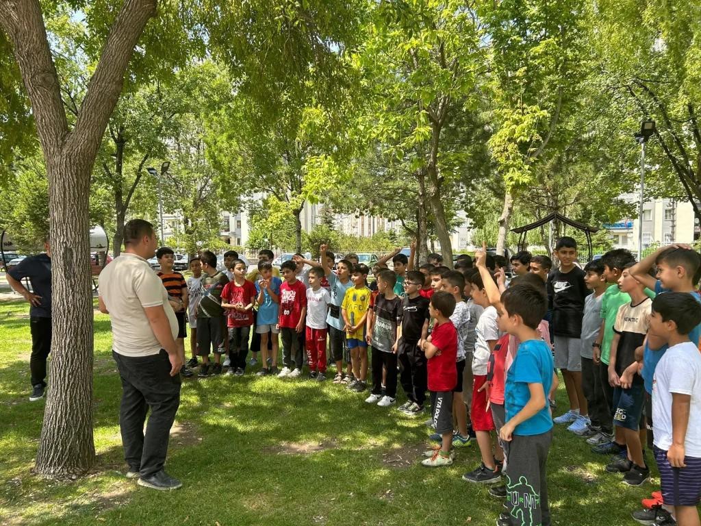 KAYMEK’ten çocuklara İHA eğitimi
