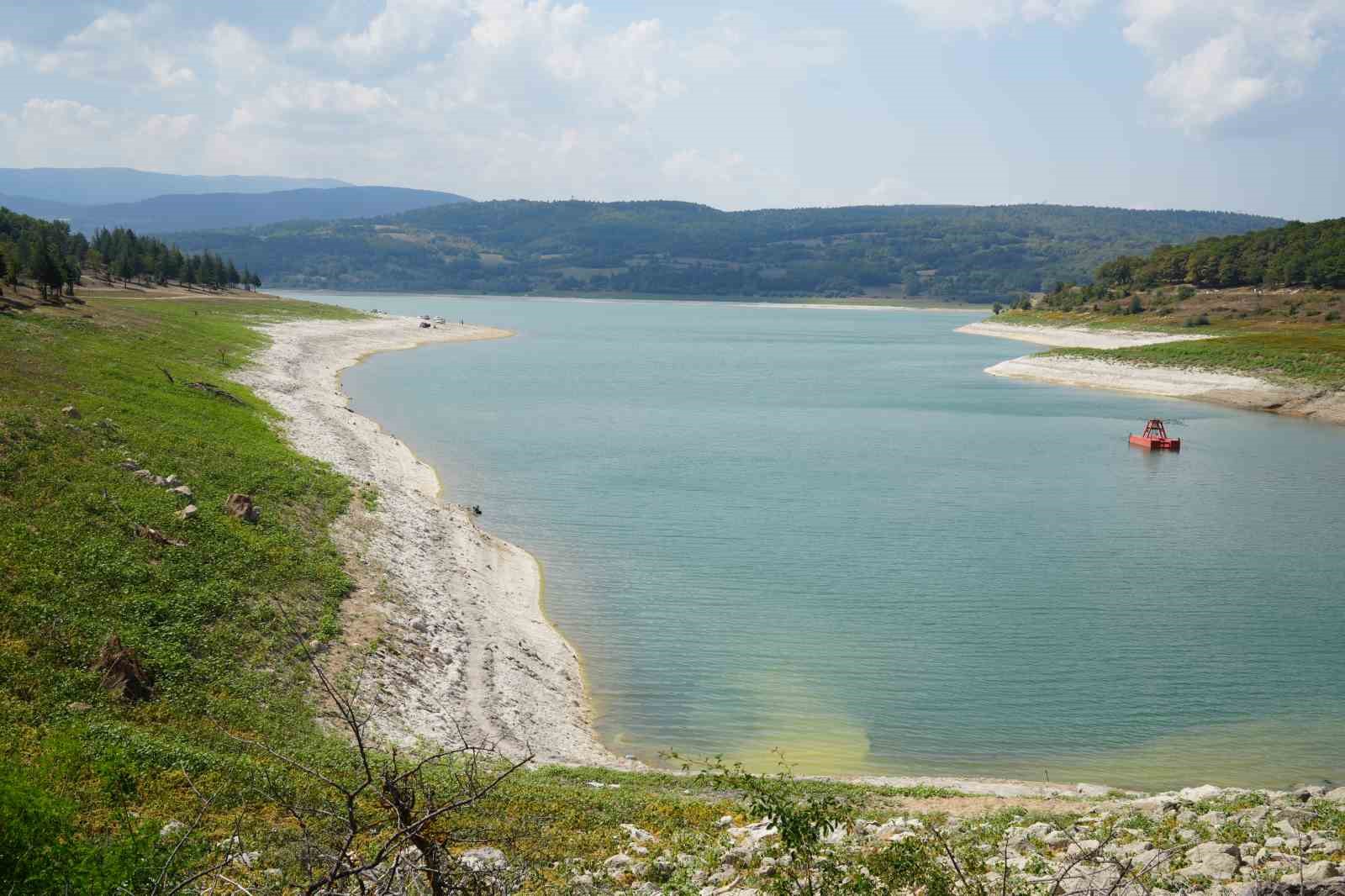 Bolu’nun içme suyunun karşılandığı baraj gölü alarm veriyor: 4 aylık su kaldı
