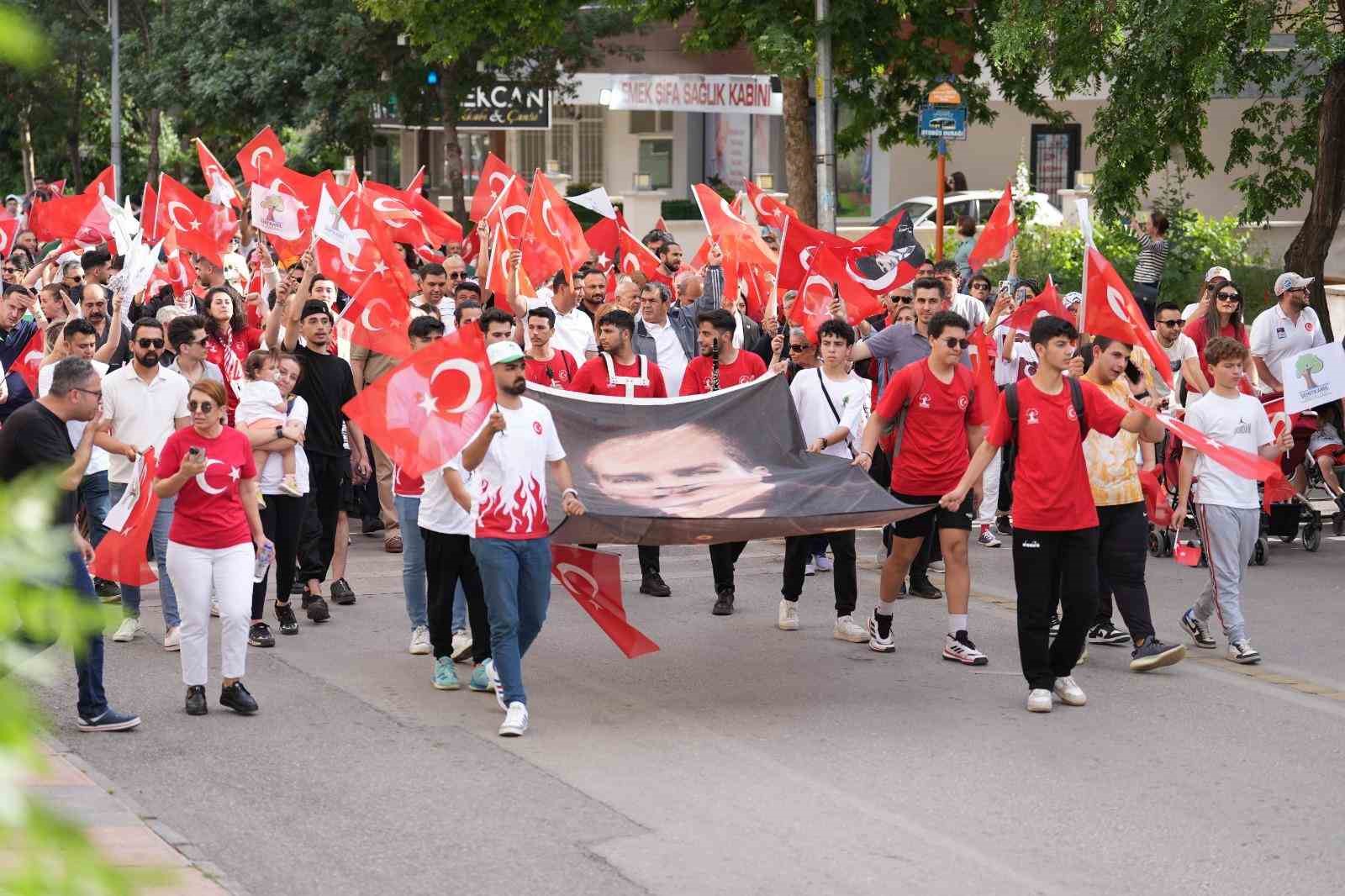 Yılmaz’dan fener alayına davet
