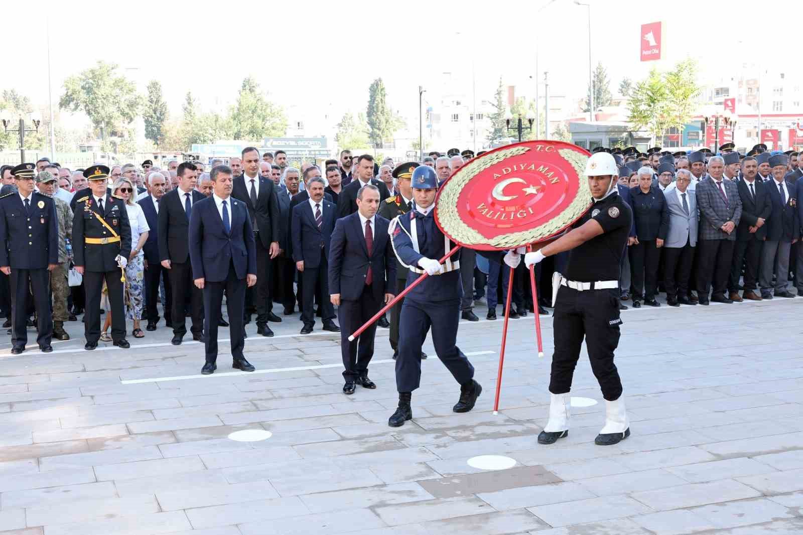 Zafer Bayramı, Adıyaman’da törenle kutlandı
