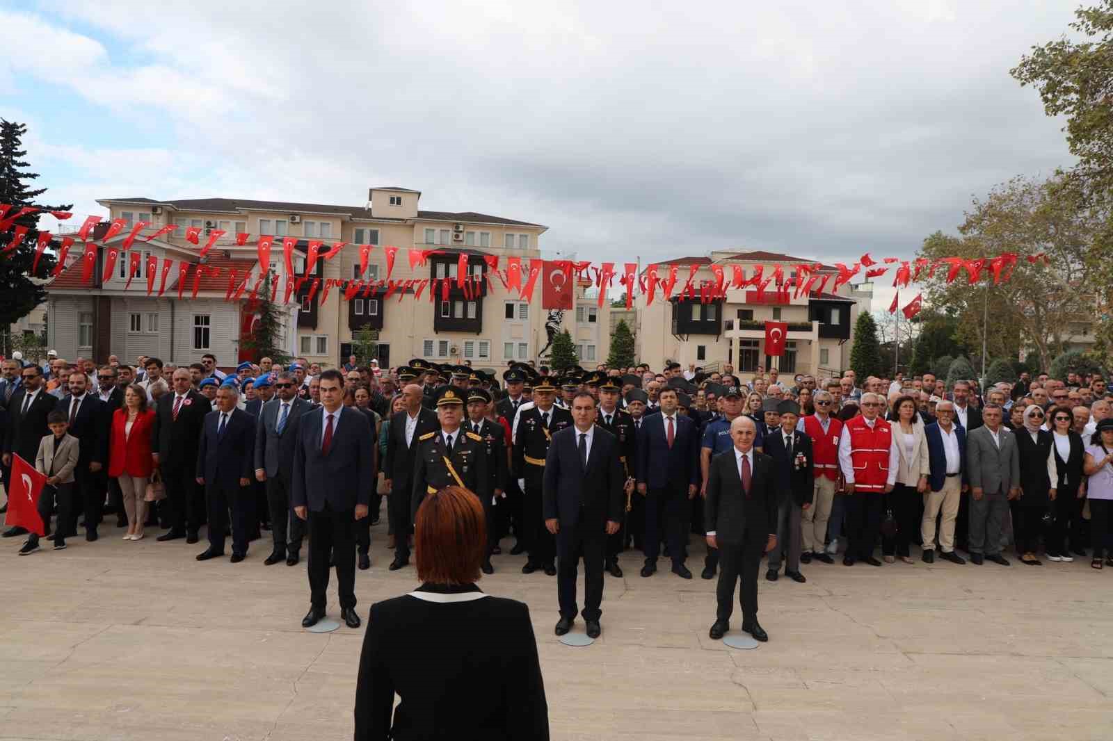 Büyük Zafer’in 102’inci yılı Büyükçekmece’de düzenlenen törenle kutlandı
