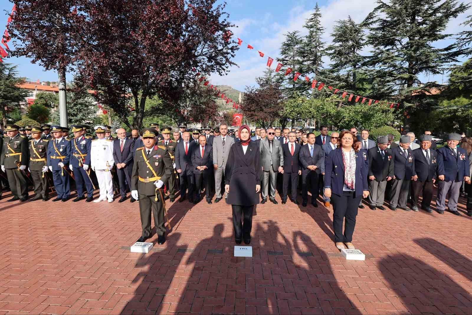 Afyonkarahisar’da Zafer Bayramı kutlamaları başladı
