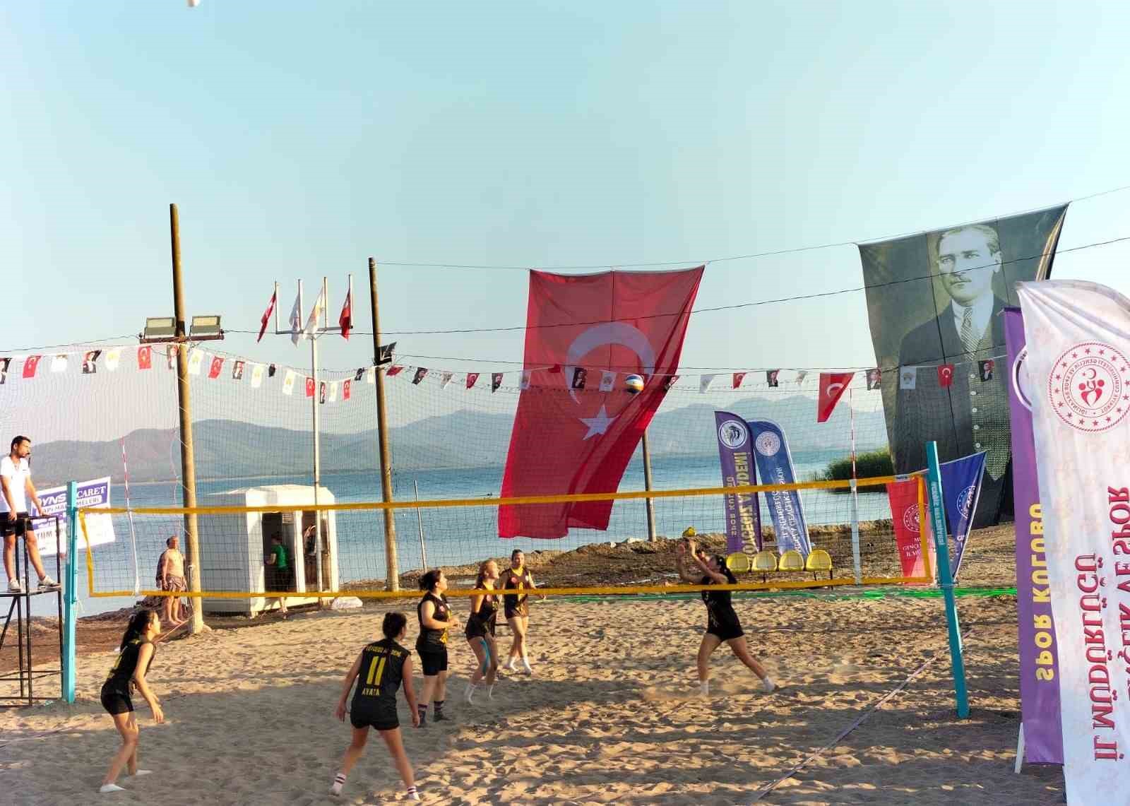 Köyceğiz’de 3’üncü Zafer Kupası Plaj Voleybolu Turnuvası başladı
