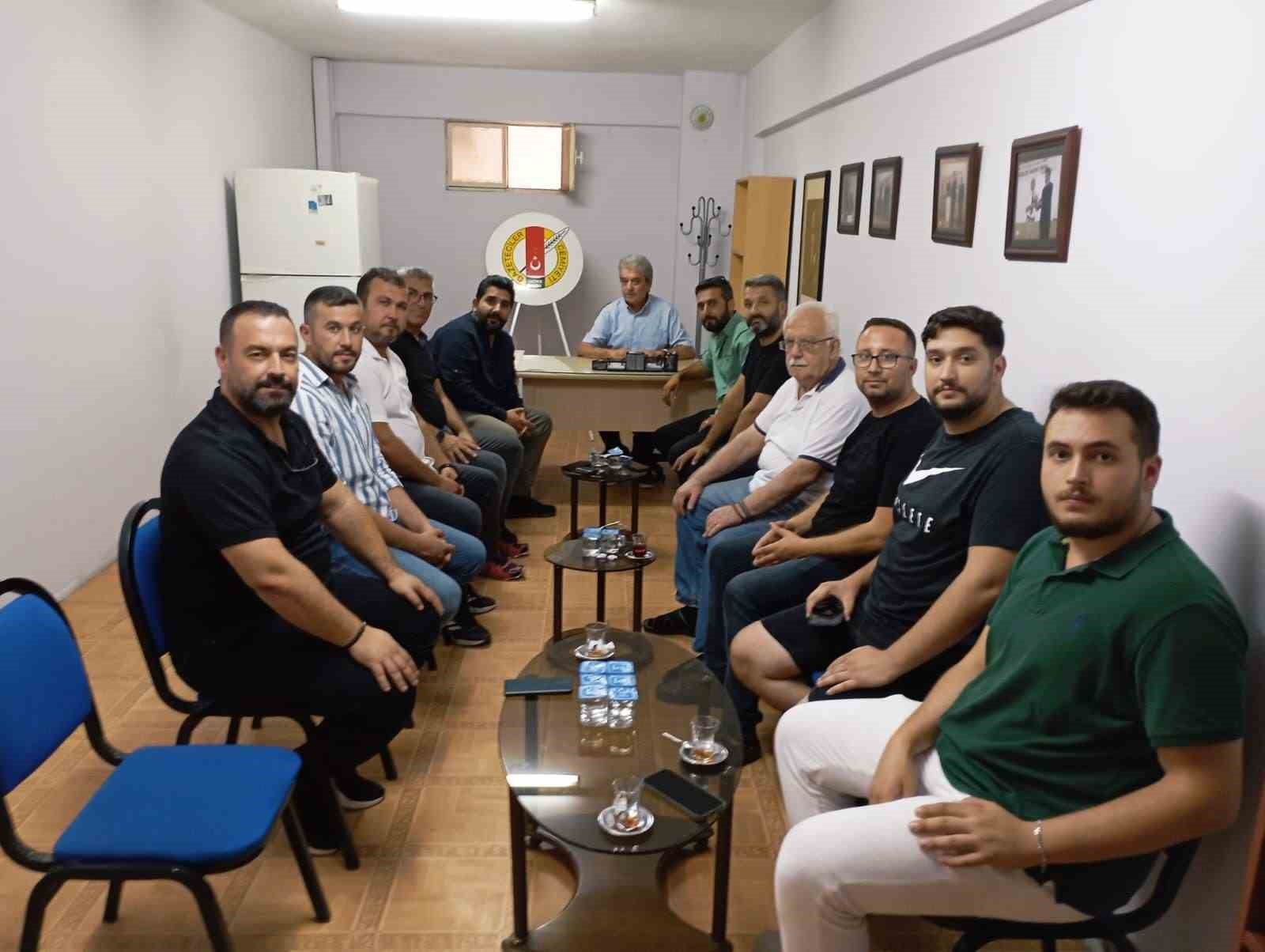 Sökespor yönetimi gazeteciler ile bir araya geldi
