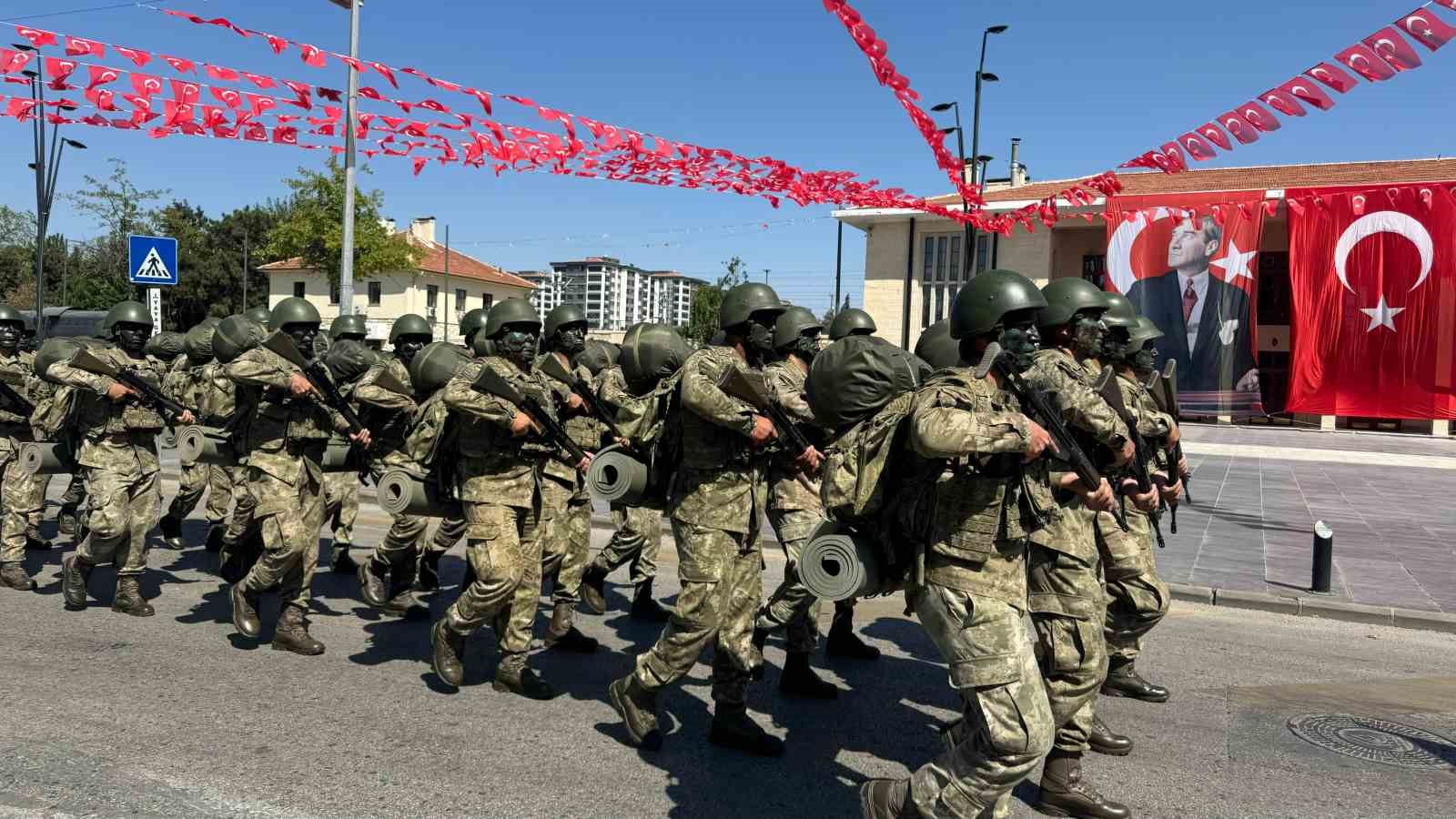 Gaziantep’te Zafer Bayramı kutlandı
