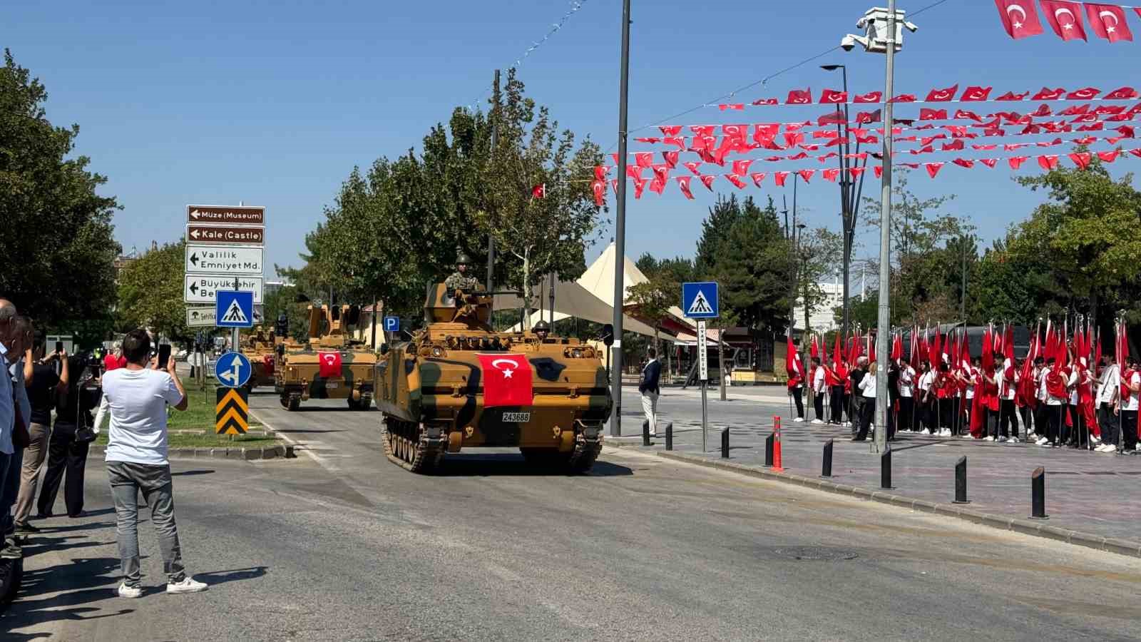 Gaziantep’te Zafer Bayramı kutlandı
