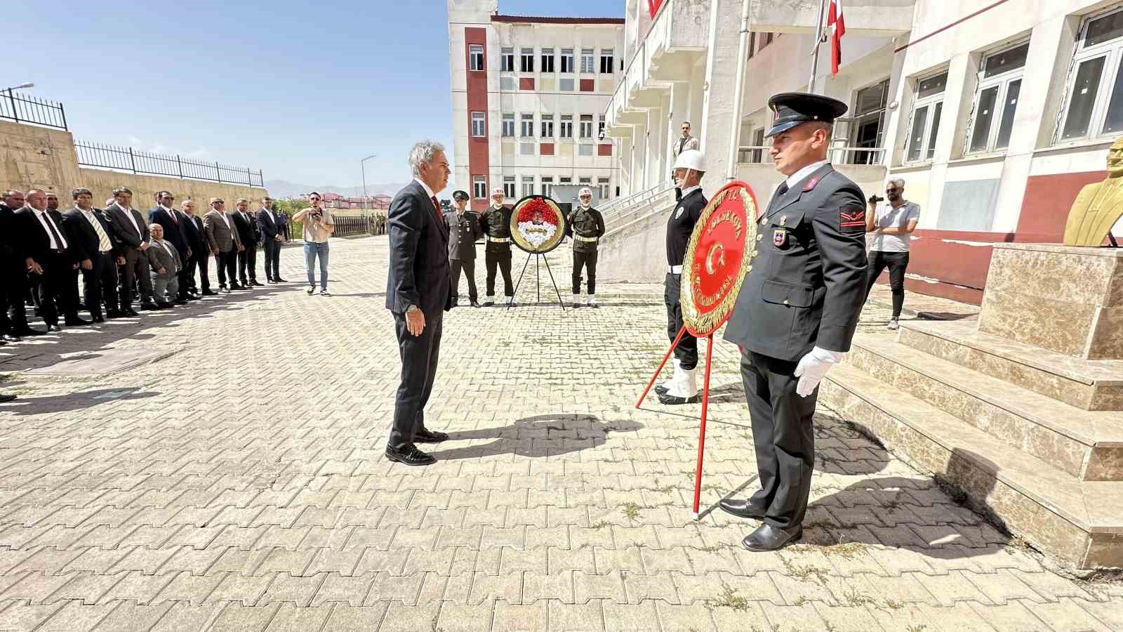 Yüksekova’da 30 Ağustos Zafer Bayramı törenle kutlandı
