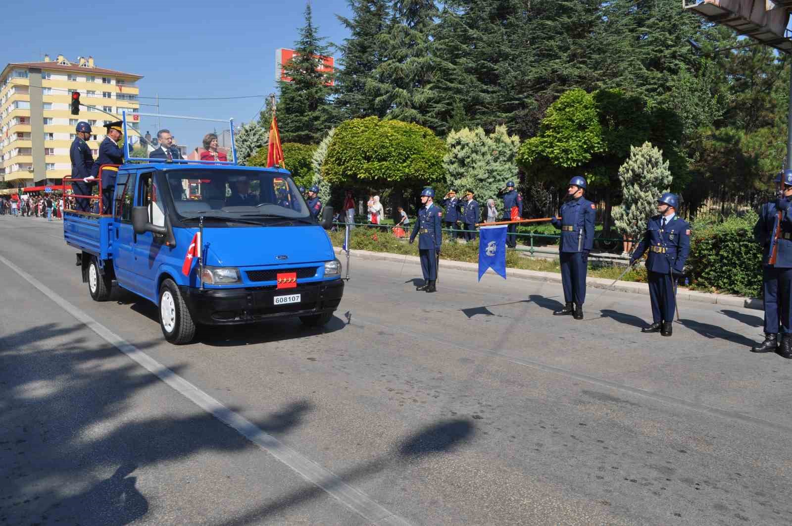 Eskişehir’de Zafer Bayramı büyük coşkuyla kutlandı
