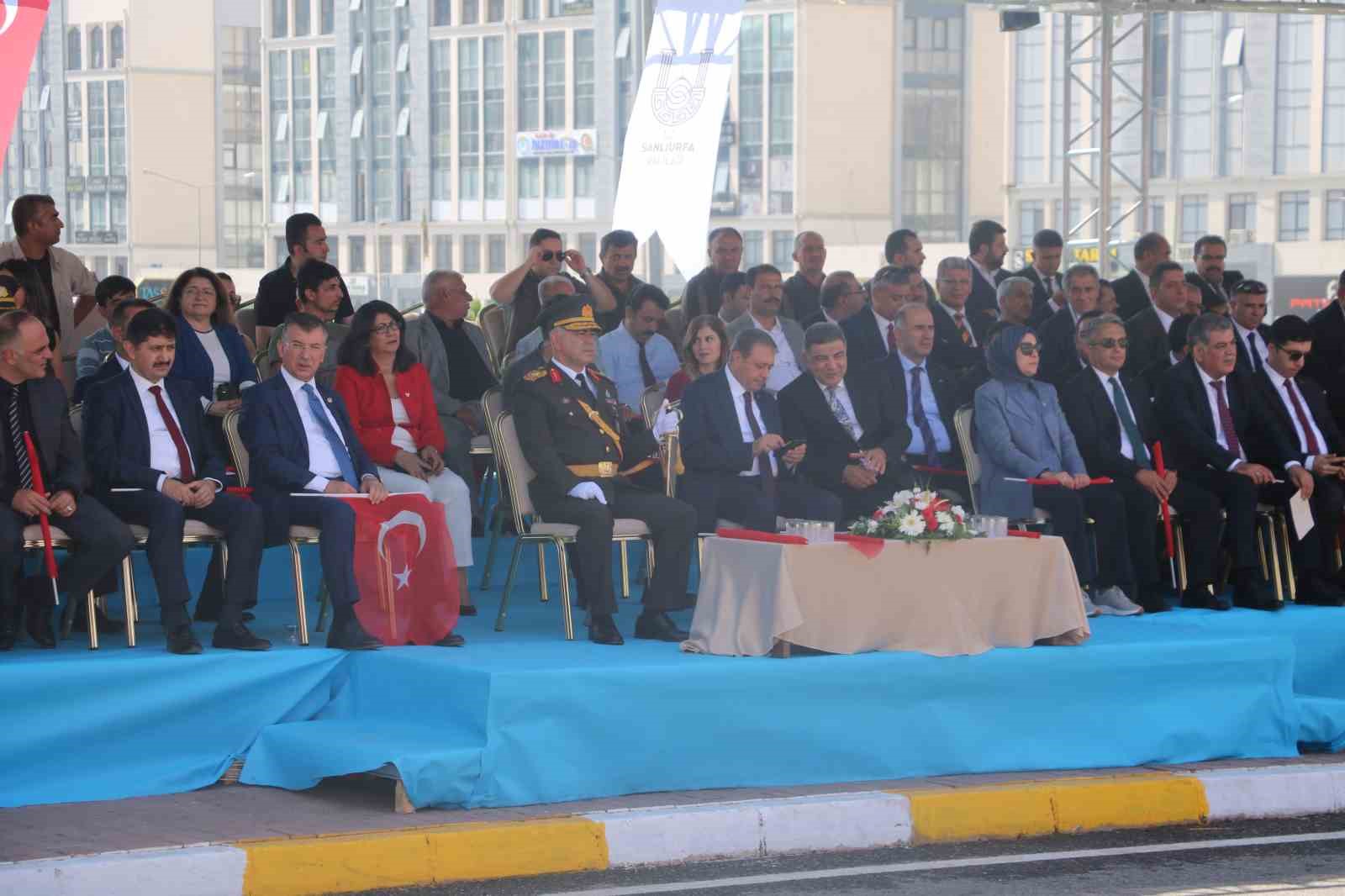 Şanlıurfa’da Zafer Bayramı coşkusu
