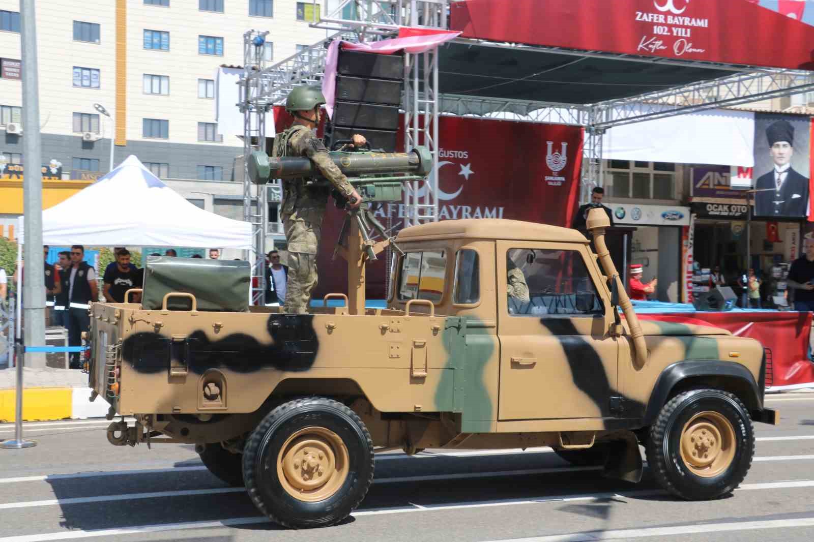 Şanlıurfa’da Zafer Bayramı coşkusu
