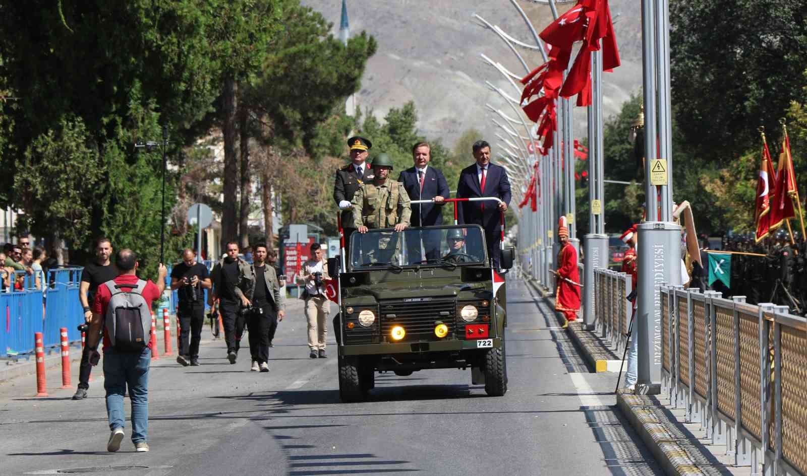 Erzincan’da 30 Ağustos Zafer Bayramı coşkuyla kutlandı
