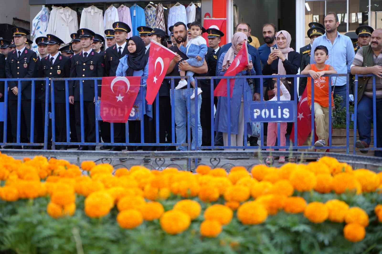 30 Ağustos Zafer Bayramı Bayburt’ta coşkuyla kutlandı
