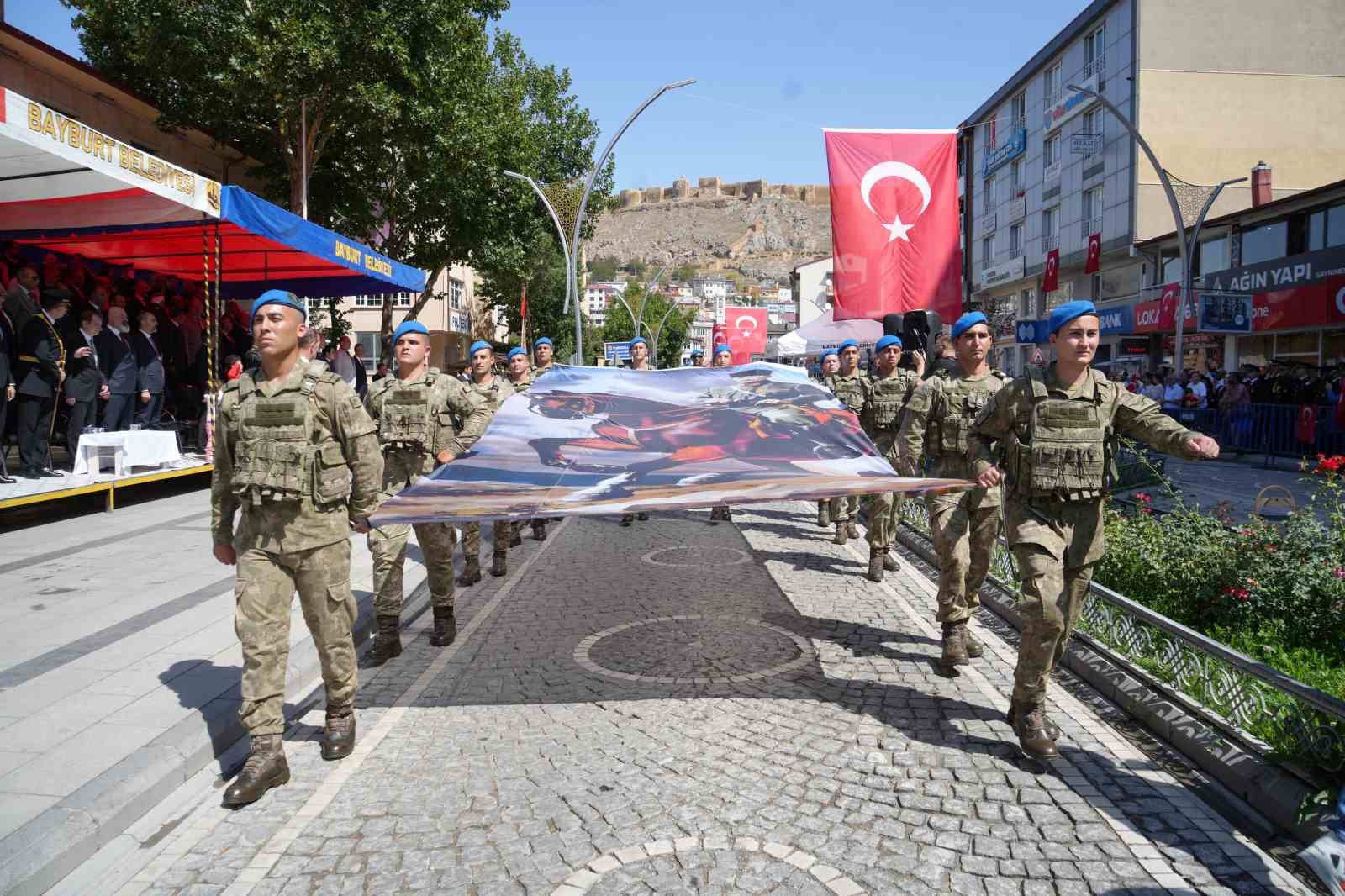 30 Ağustos Zafer Bayramı Bayburt’ta coşkuyla kutlandı
