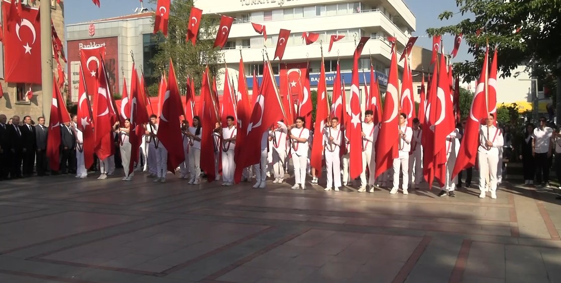 30 Ağustos Zafer Bayramı törenle kutlandı
